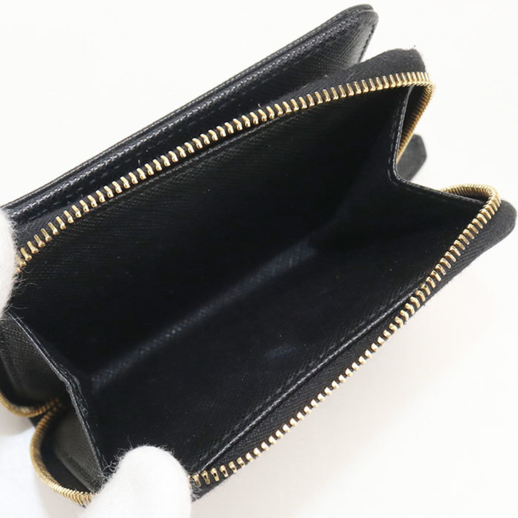 Prada Black Leather Wallet (Bi-Fold) (Pre-Owned)