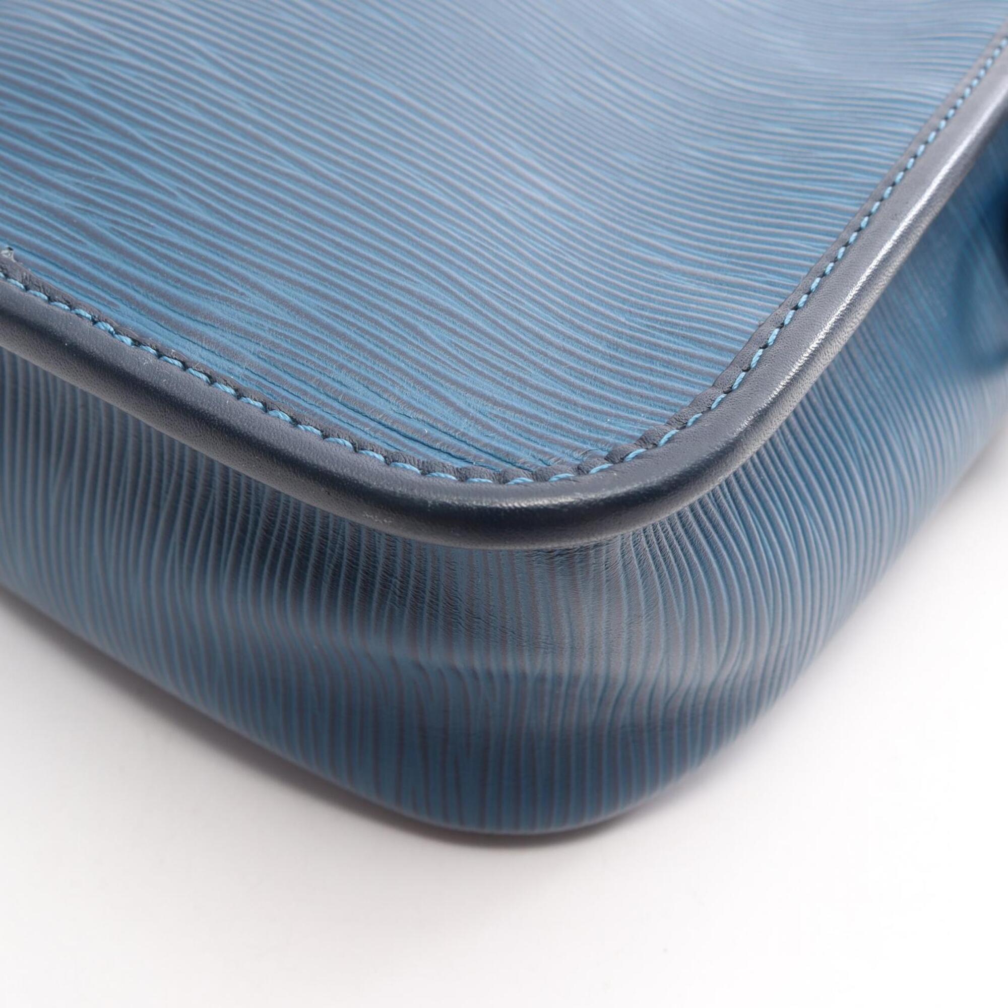 Louis Vuitton Blue Leather Handbag Shoulder Bag (Pre-Owned)