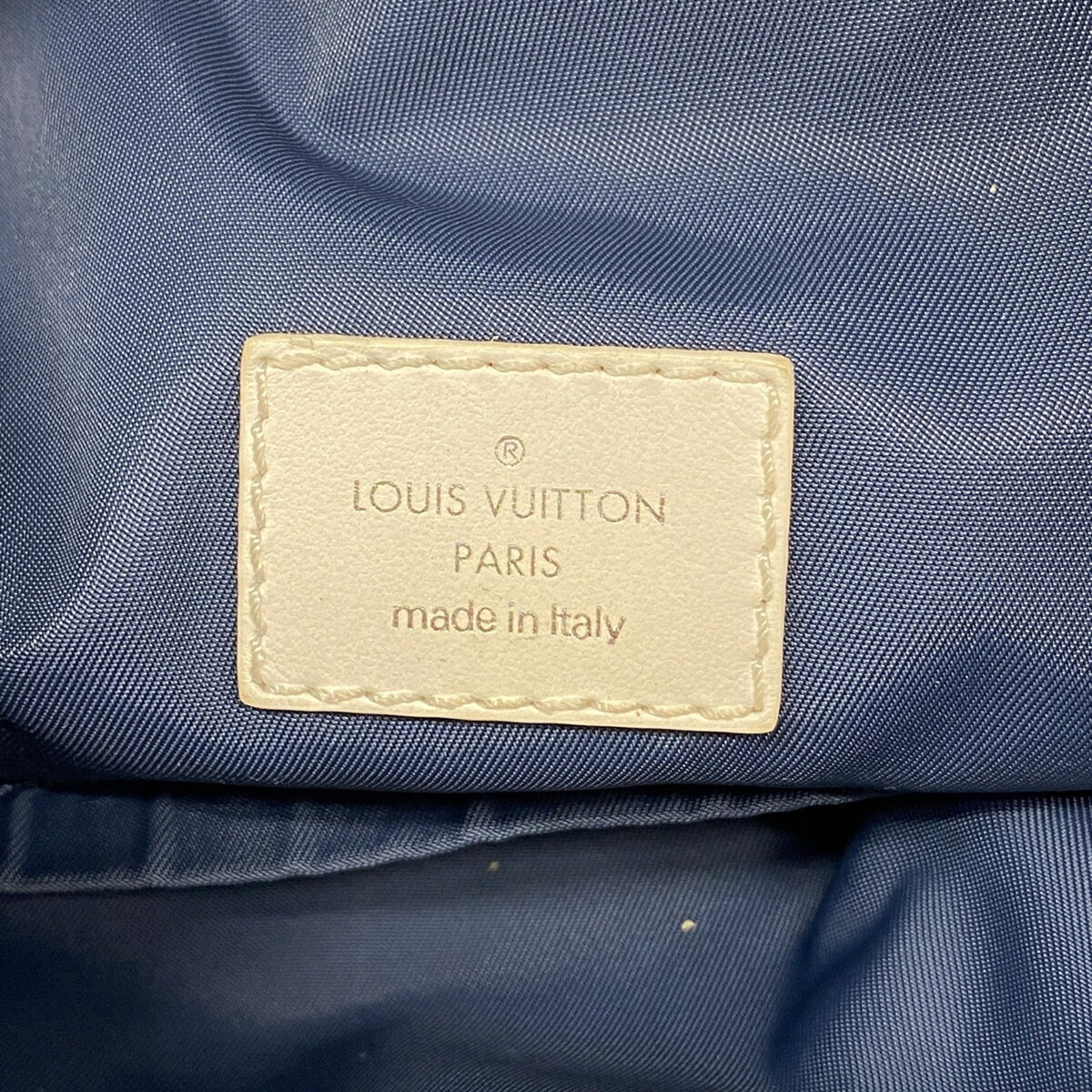 Louis Vuitton Blue Shoulder Bag (Pre-Owned)