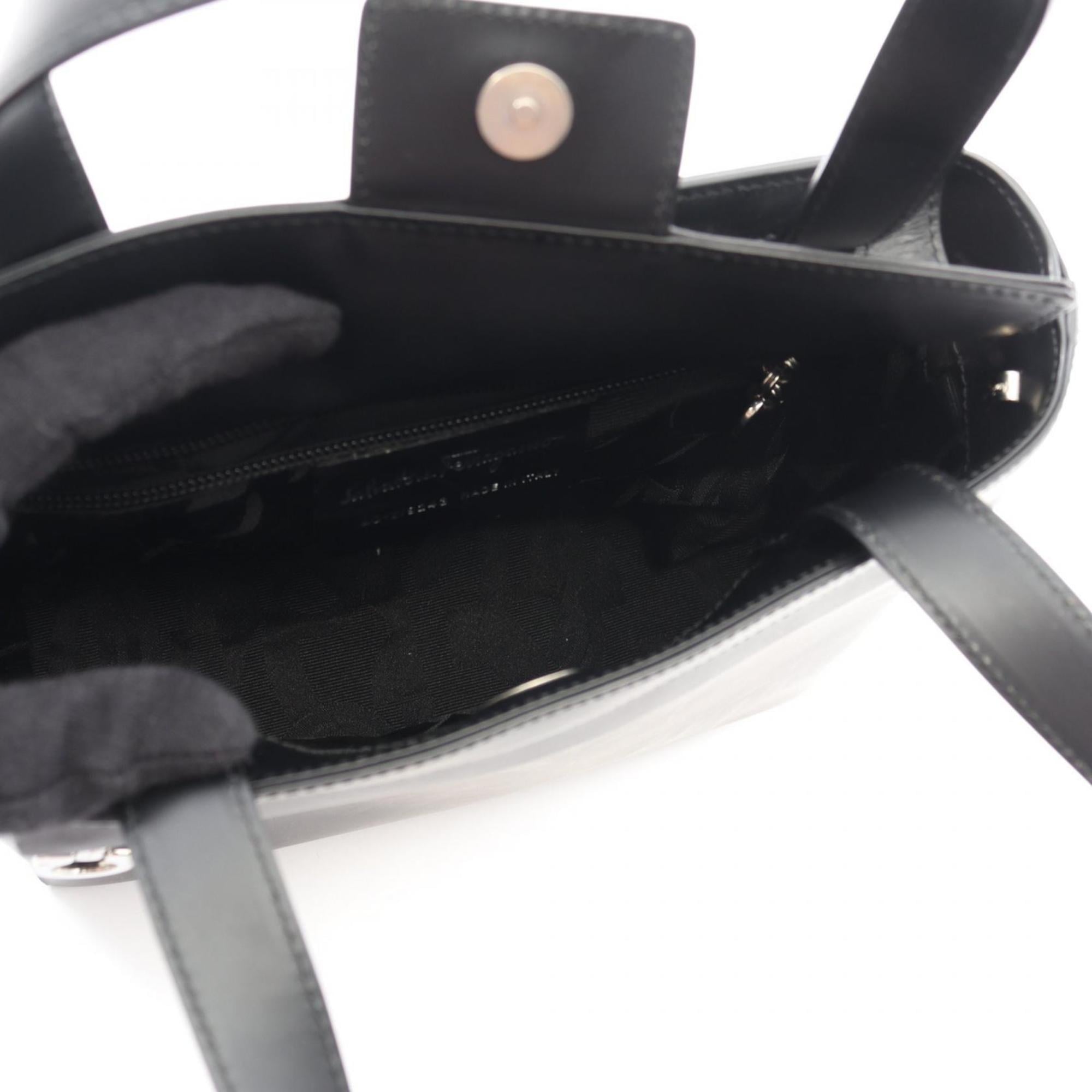 Salvatore Ferragamo Black Leather Handbag (Pre-Owned)