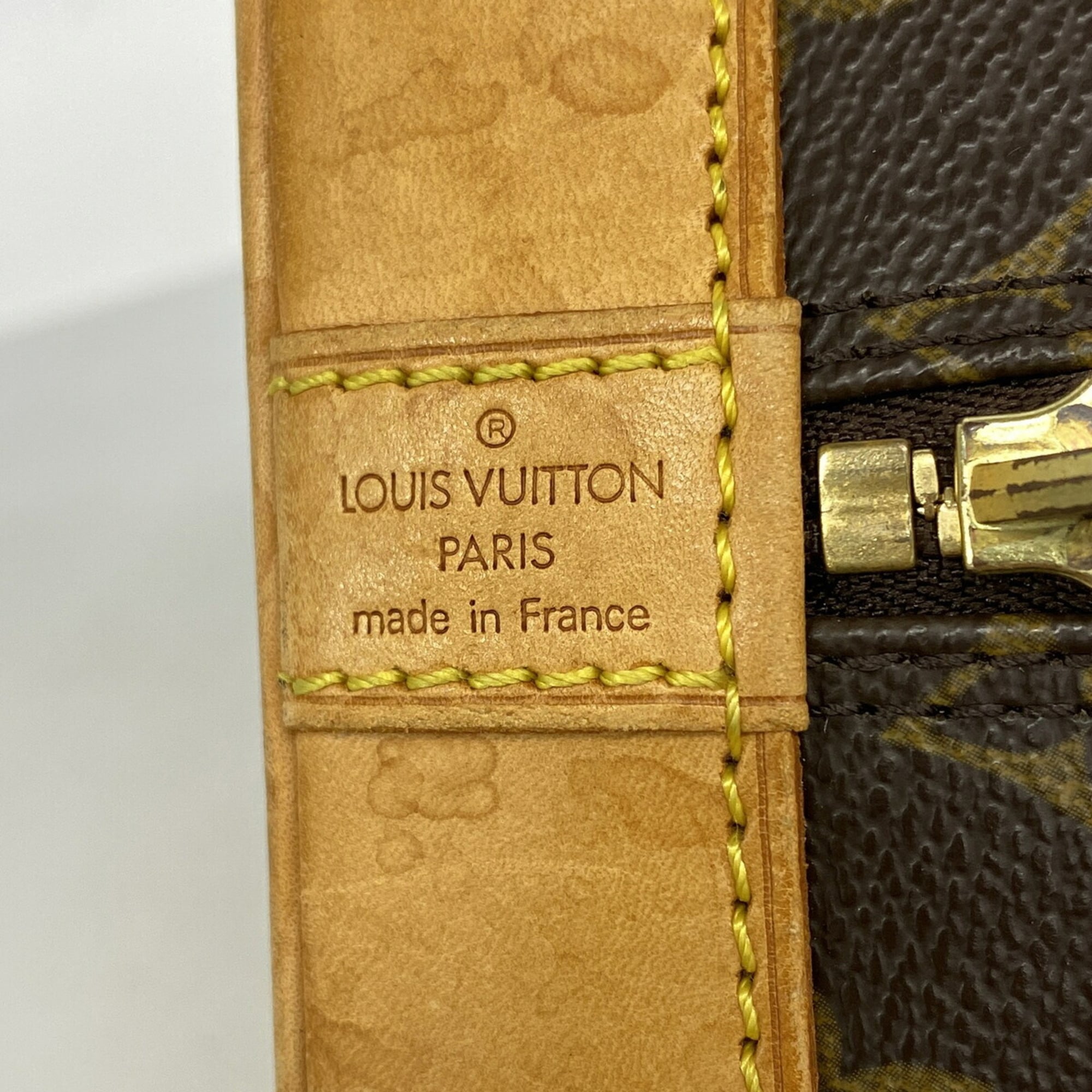 Louis Vuitton Brown Handbag (Pre-Owned)