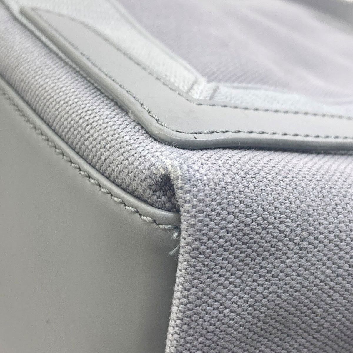 Balenciaga Gray Canvas Tote Bag (Pre-Owned)
