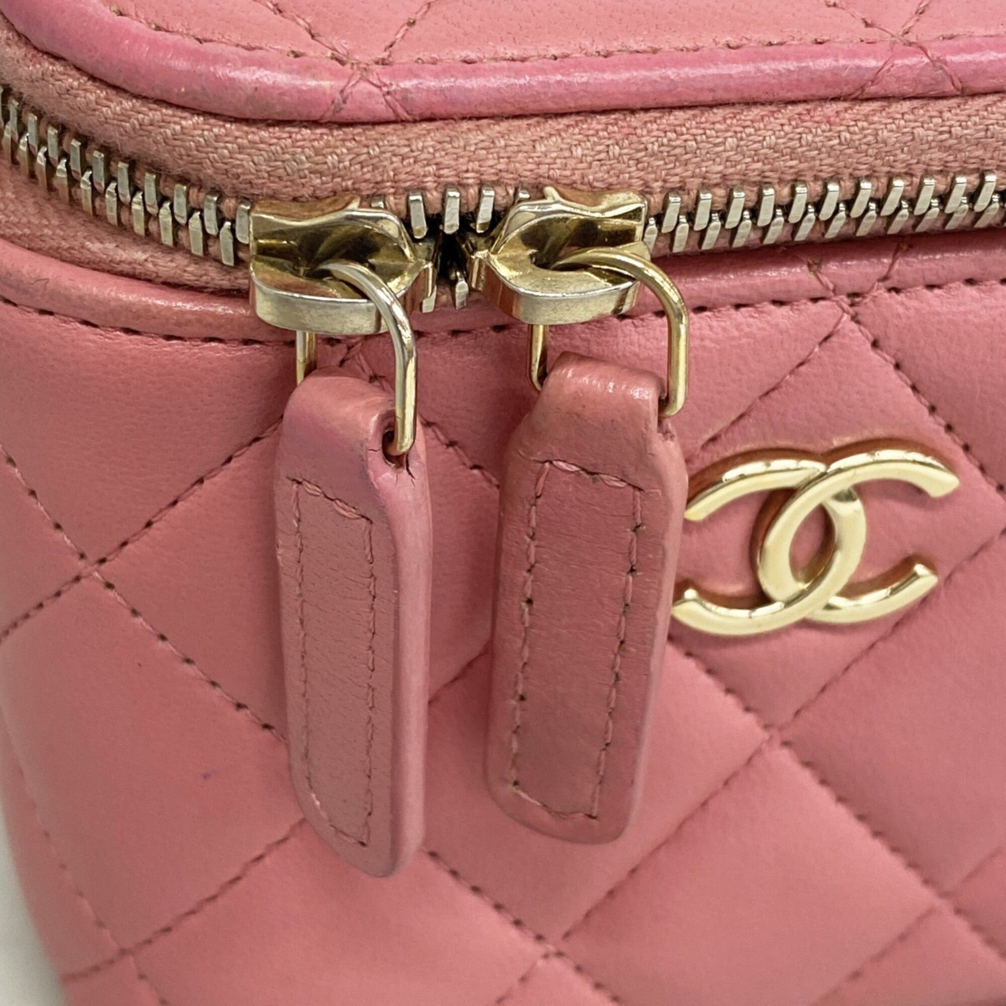 Chanel Pink Leather Vanity Bag (Pre-Owned)