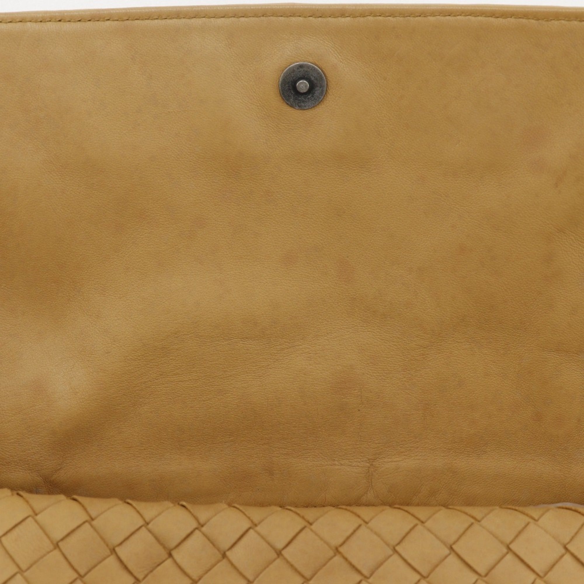 Bottega Veneta Beige Intrecciato Shoulder Bag (Pre-Owned)