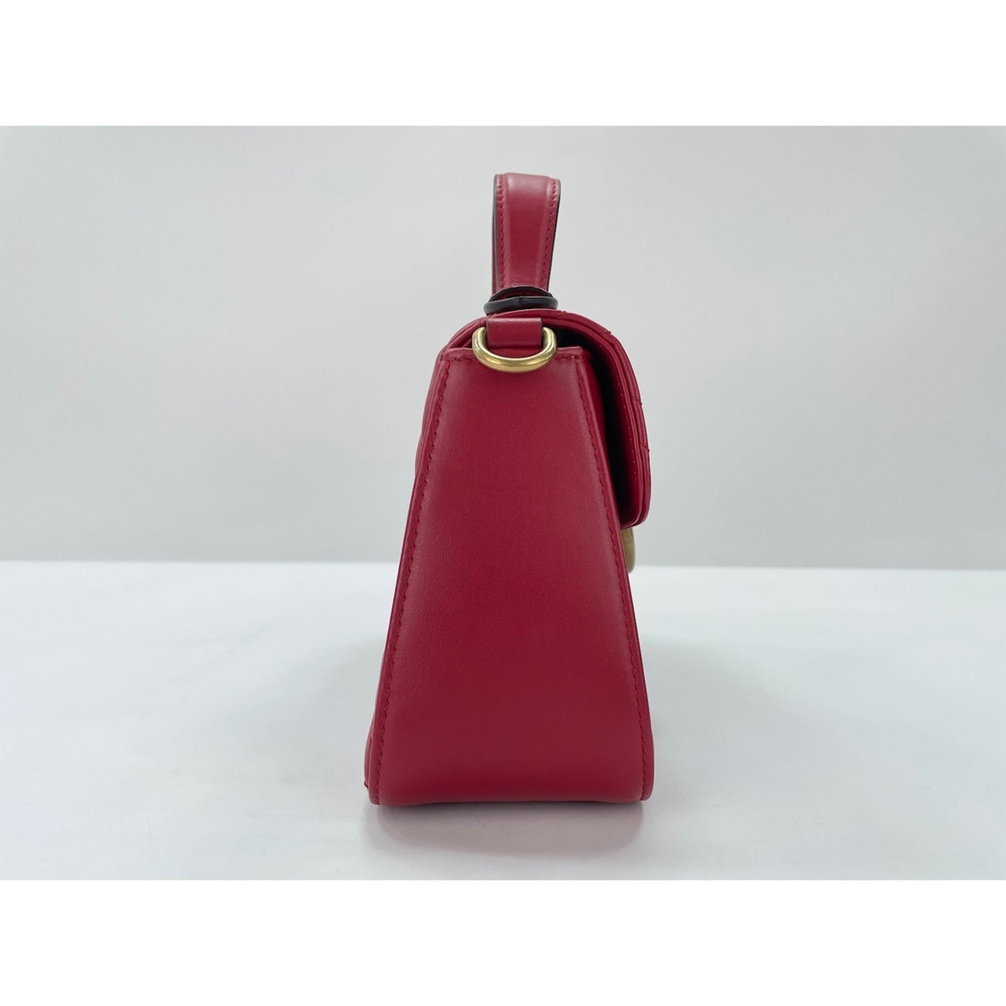 Gucci Red Color Shoulder Bag (Pre-Owned)