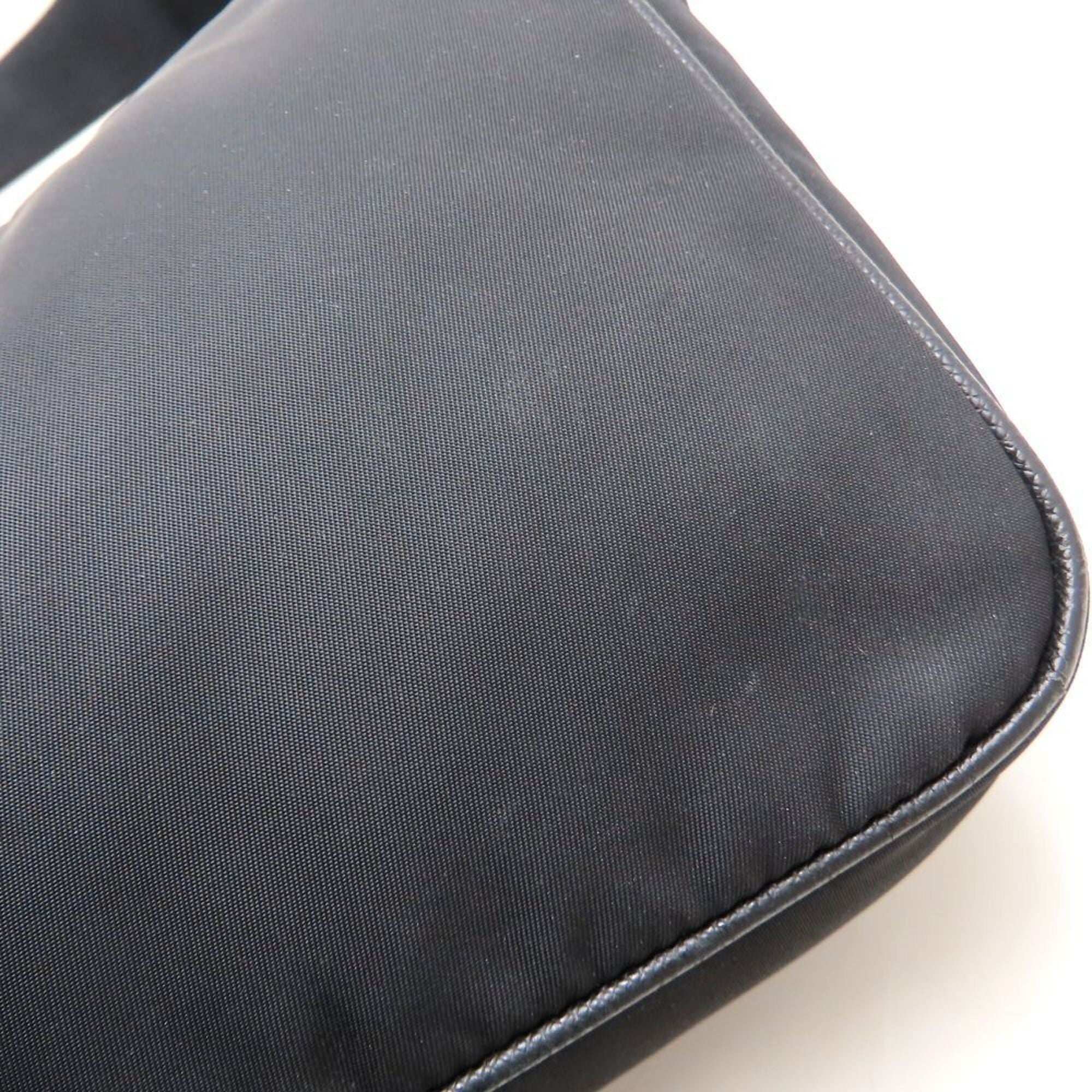 Prada Black Nero Nylon Shoulder Bag (Pre-Owned)