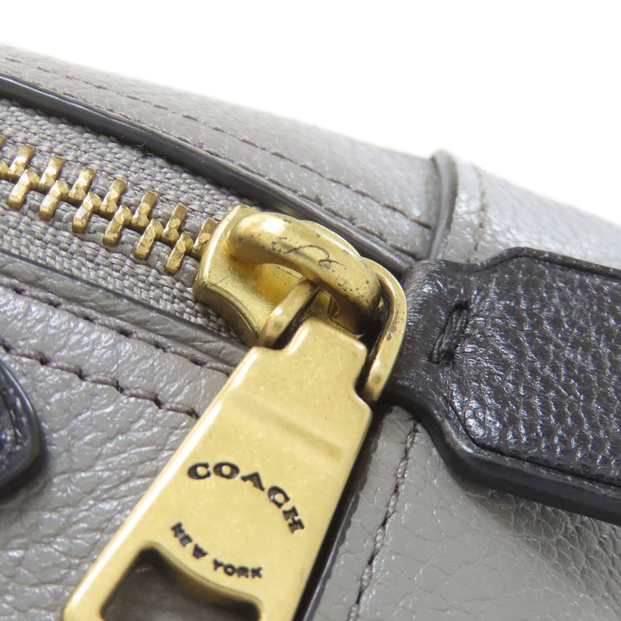 Coach Gray Navy Leather Shoulder Bag (Pre-Owned)
