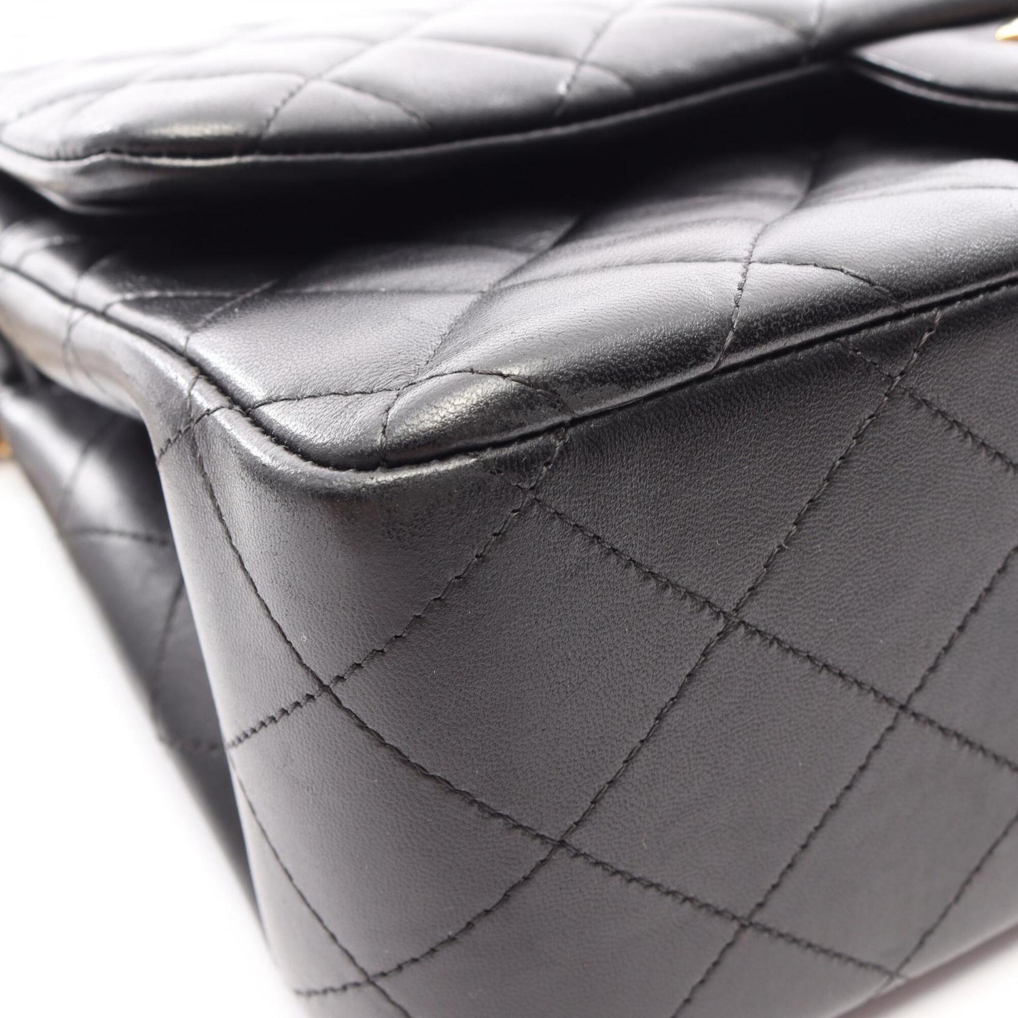 Chanel Black Leather Handbag Shoulder Bag (Pre-Owned)