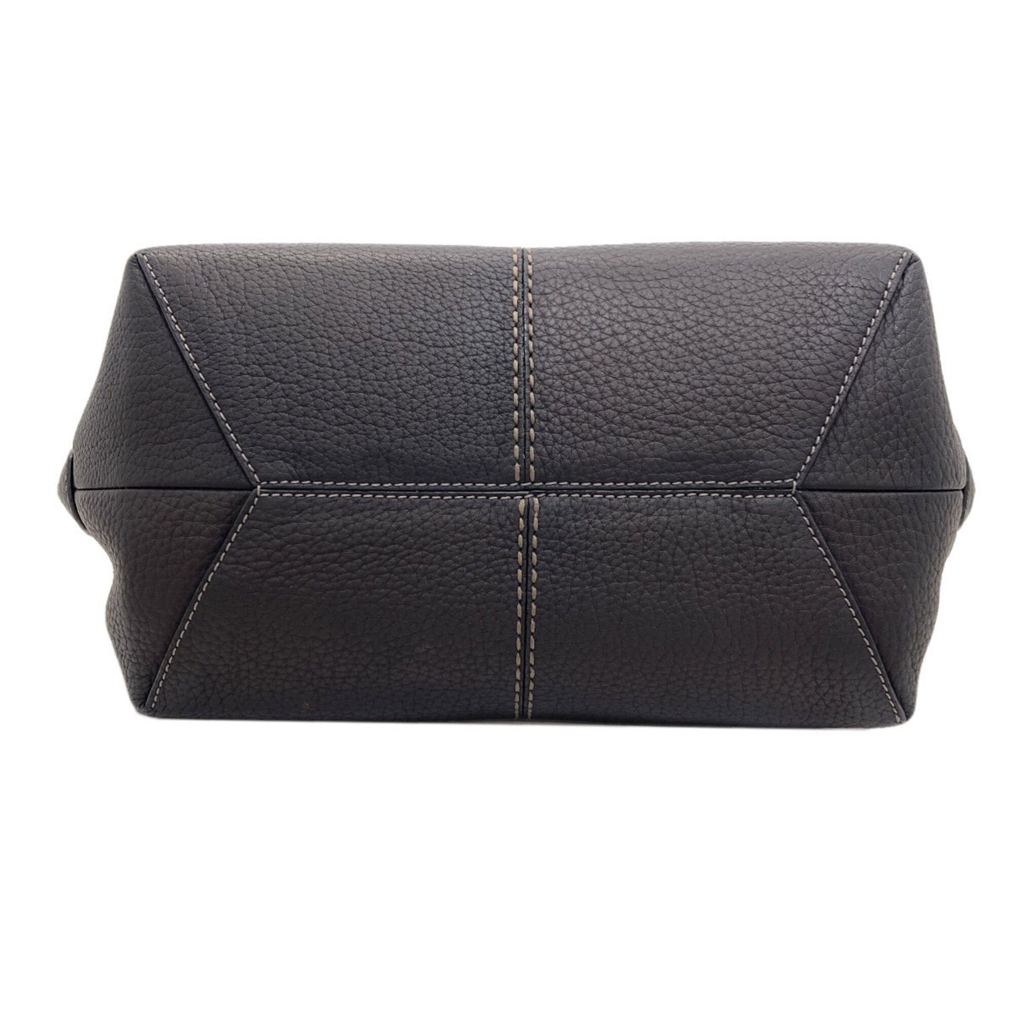 Tod's Black Leather Handbag (Pre-Owned)