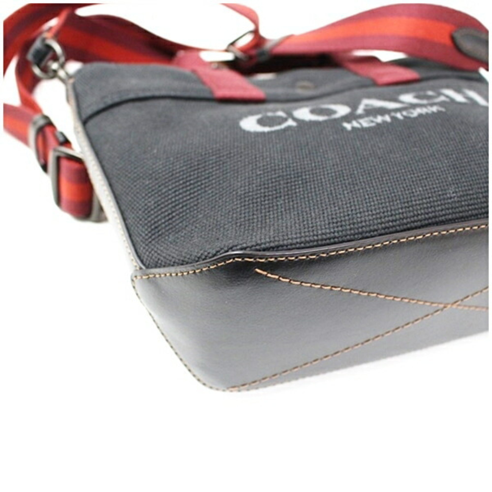 Coach Black Gray Canvas Handbag Shoulder Bag (Pre-Owned)