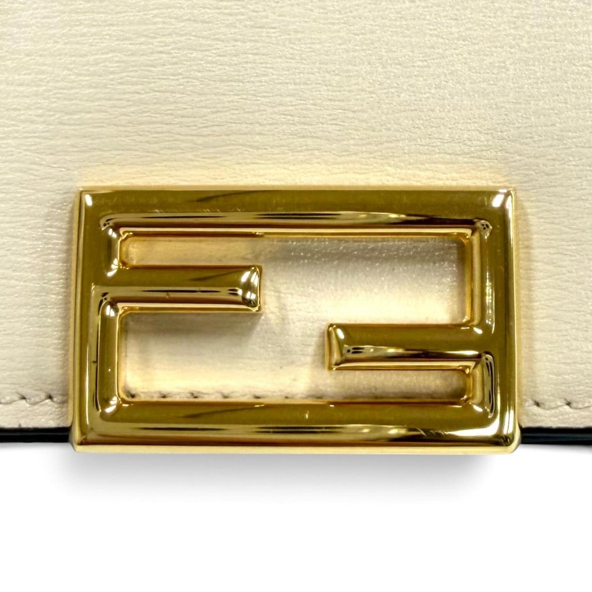 Fendi Beige Leather Wallet (Bi-Fold) (Pre-Owned)