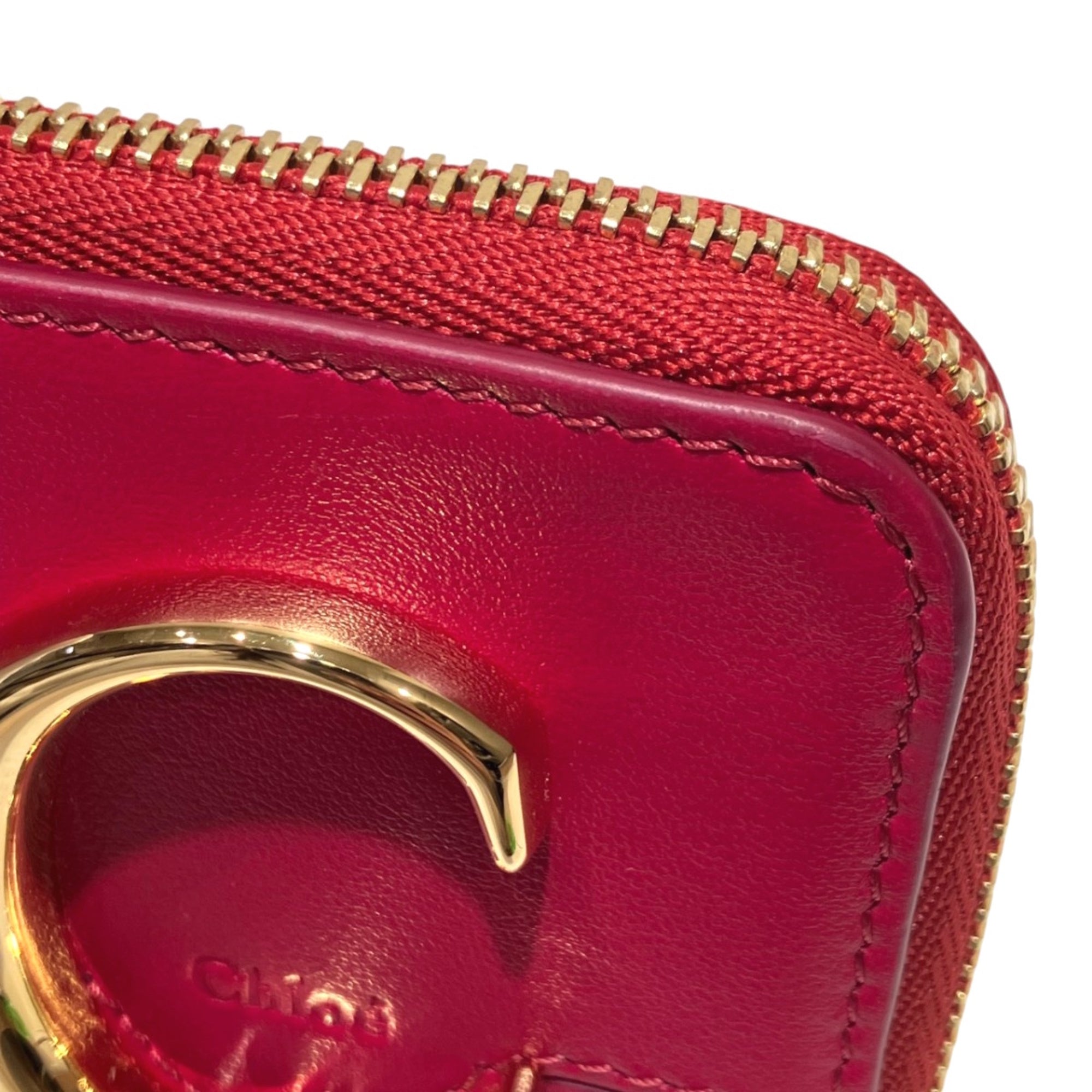 Chloé Red Color Leather Coin Purse/Coin Case (Pre-Owned)