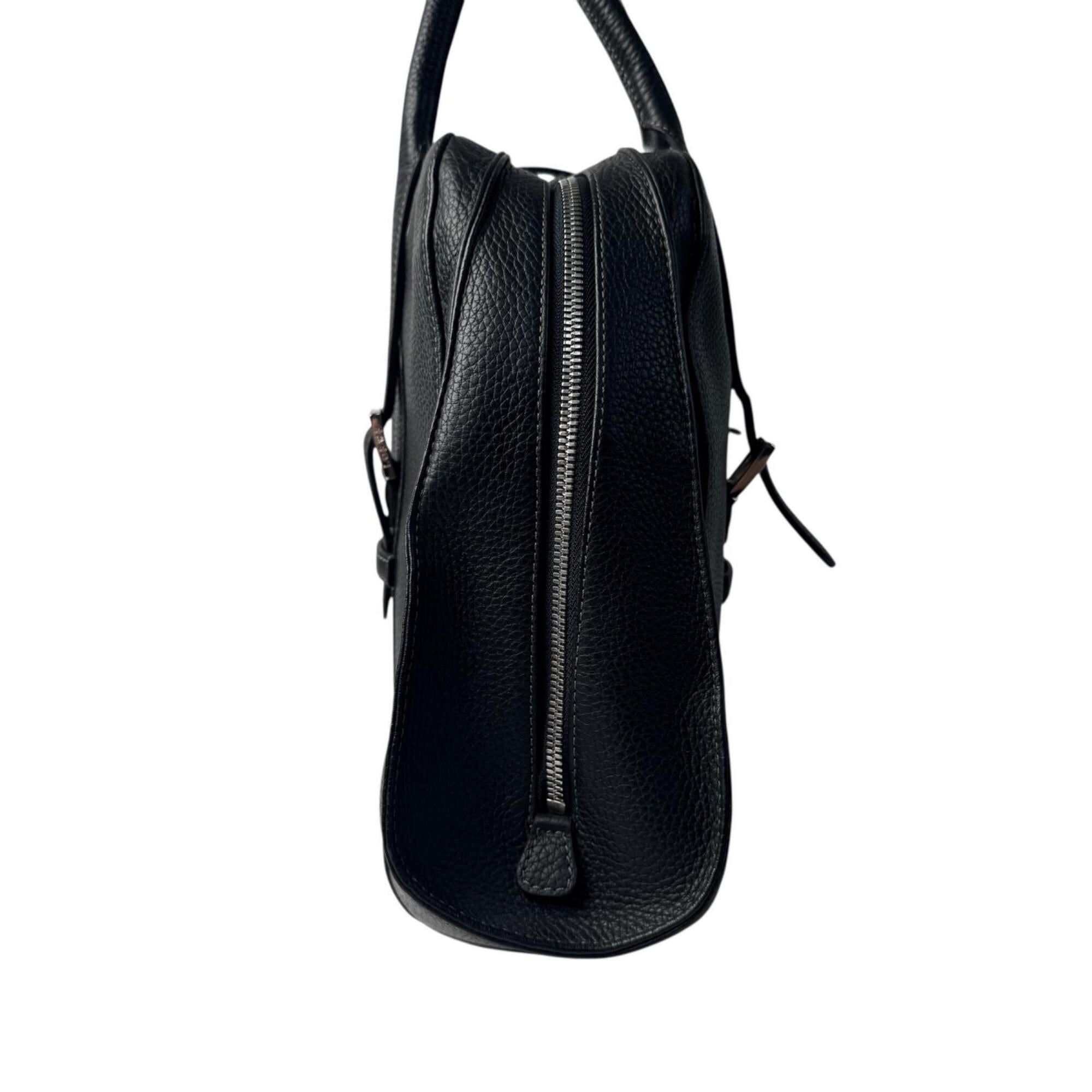 Loewe Black Leather Handbag (Pre-Owned)