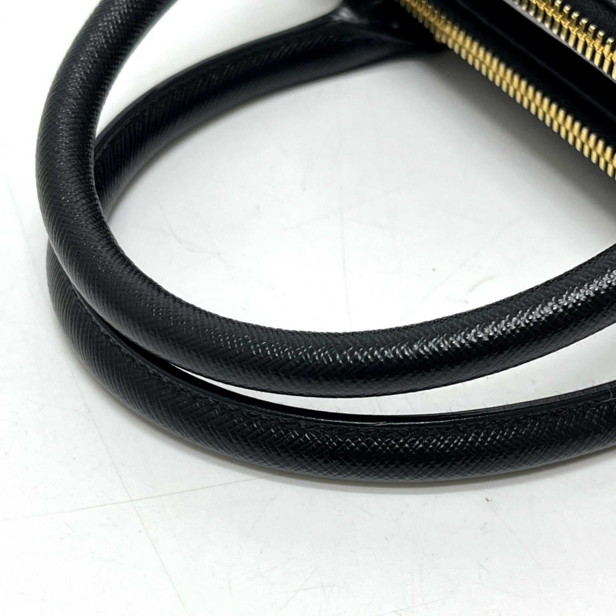 Prada Saffiano Black Leather Handbag (Pre-Owned)