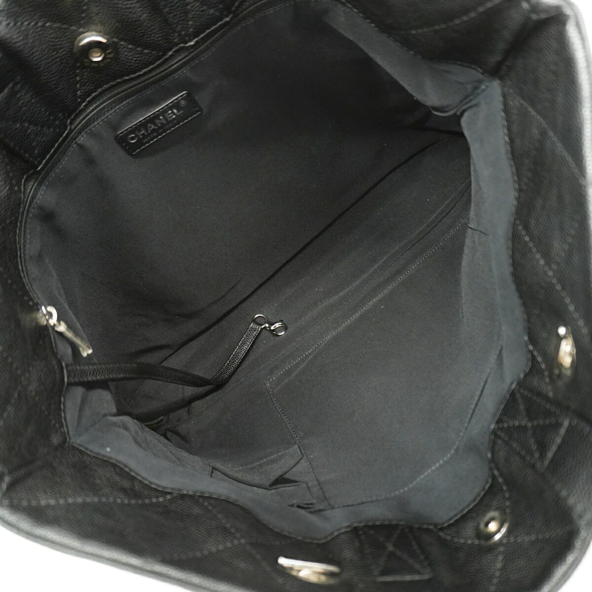 Chanel Black Grained Calfskin Tote Bag (Pre-Owned)