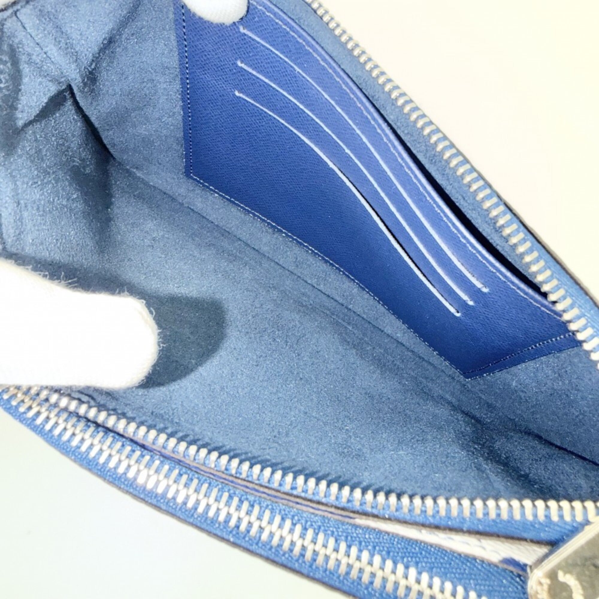 Louis Vuitton Blue Monogram Pochette Shoulder Bag (Pre-Owned)