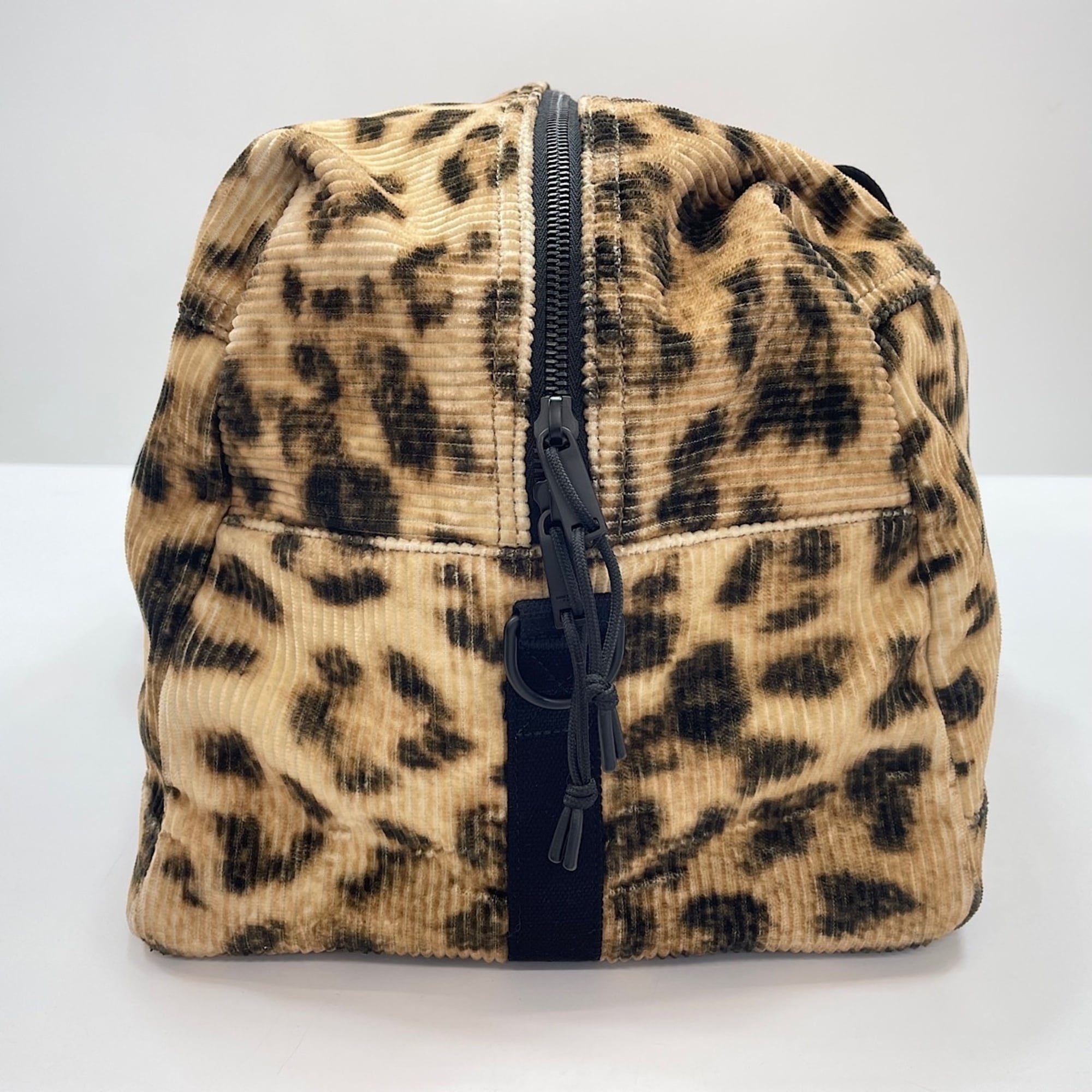 Yves Saint Laurent Beige Messenger Bag Shoulder Bag (Pre-Owned)