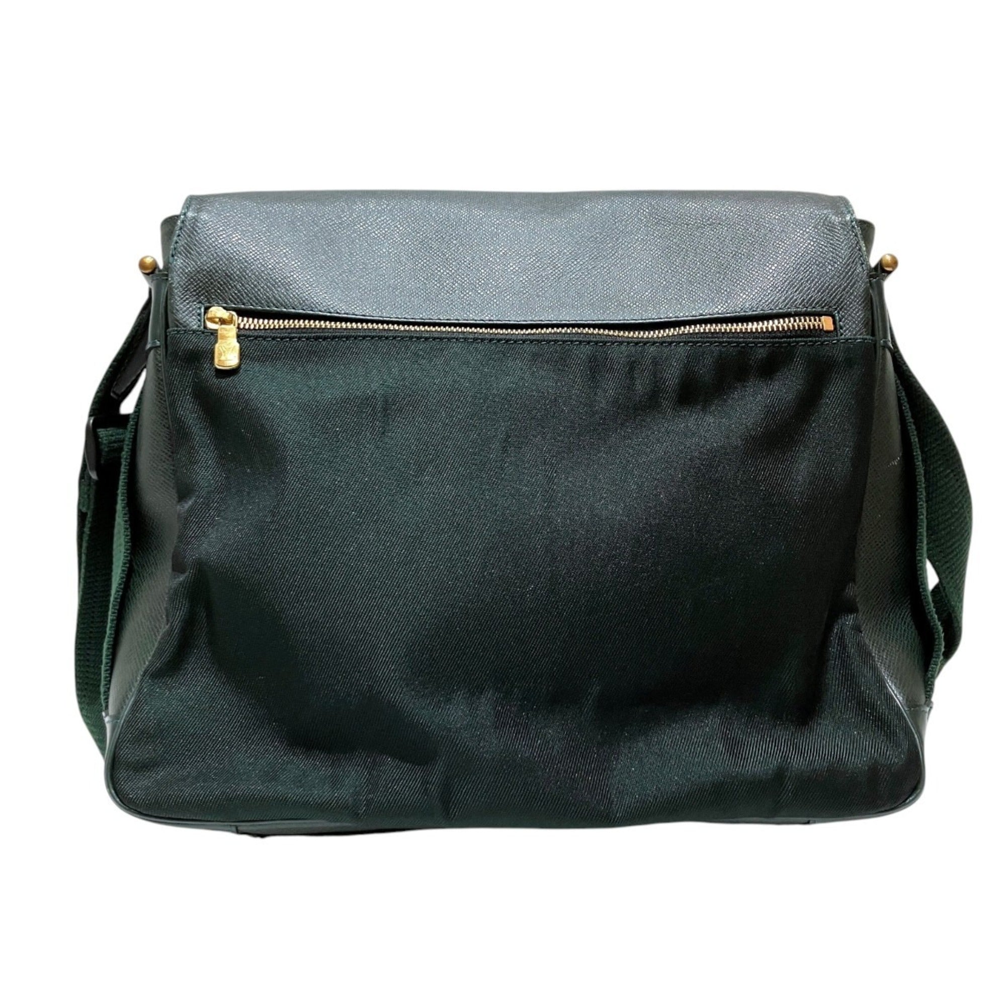 Louis Vuitton Taiga Episea Leather Shoulder Bag (Pre-Owned)