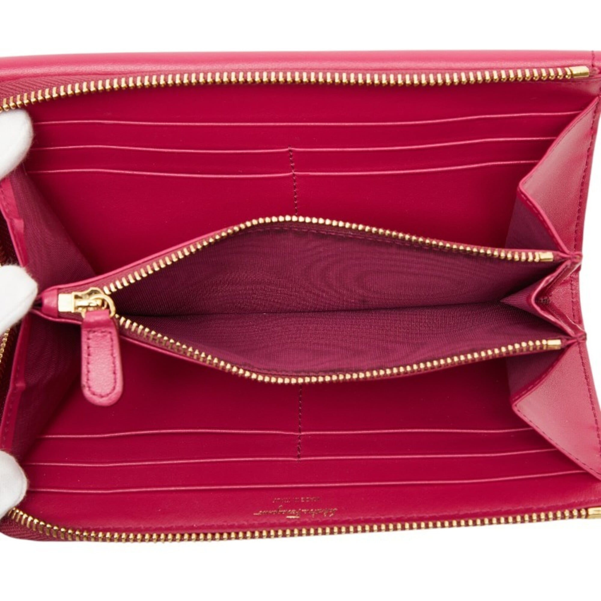 Salvatore Ferragamo Pink Leather Long Wallet (Bi-Fold) (Pre-Owned)