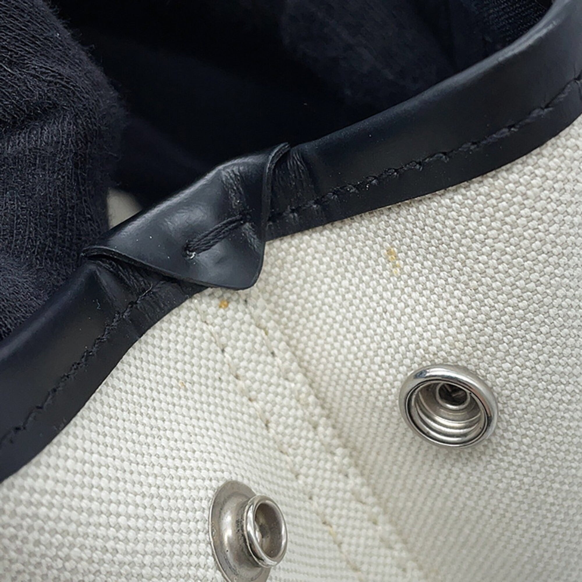 Balenciaga Black White Canvas Leather Handbag (Pre-Owned)