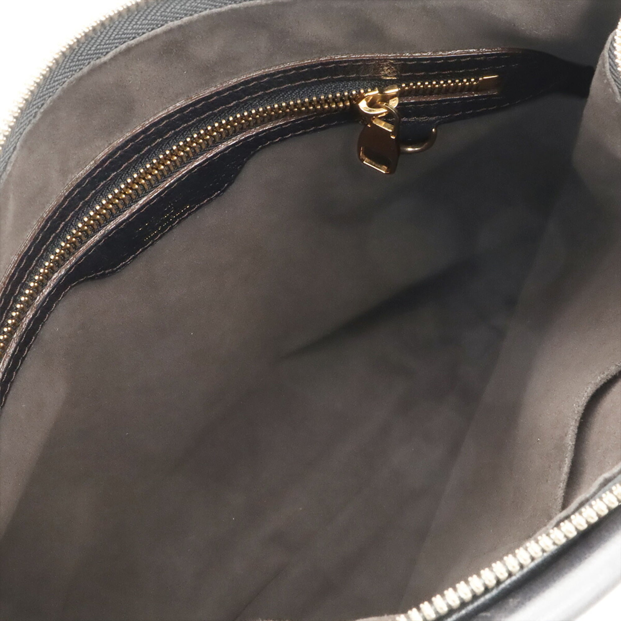 Louis Vuitton Black Noir Mahina Leather Leather Handbag Pouch Shoulder Bag (Pre-Owned)