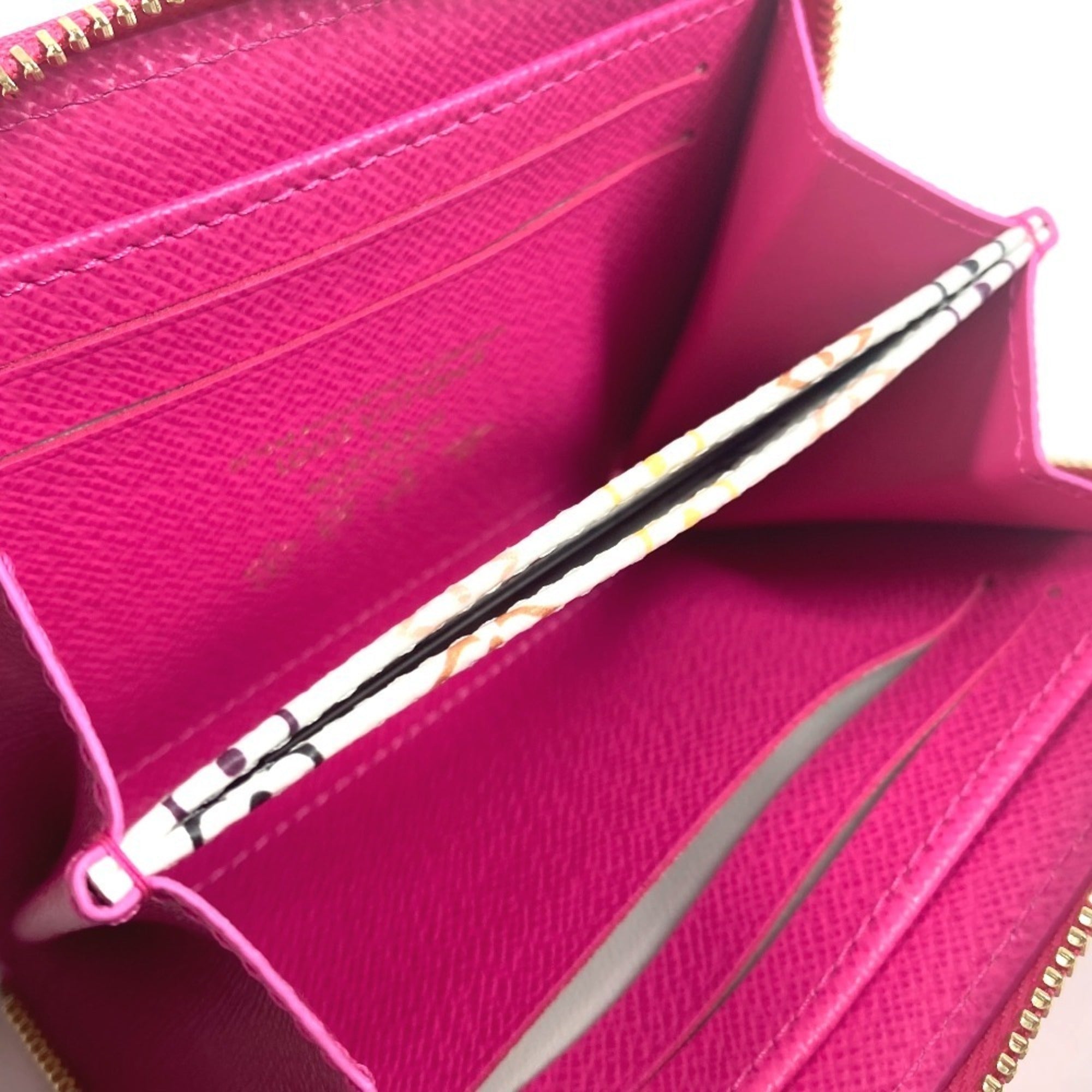 Louis Vuitton Pink Epi Leather Long Wallet (Bi-Fold) (Pre-Owned)
