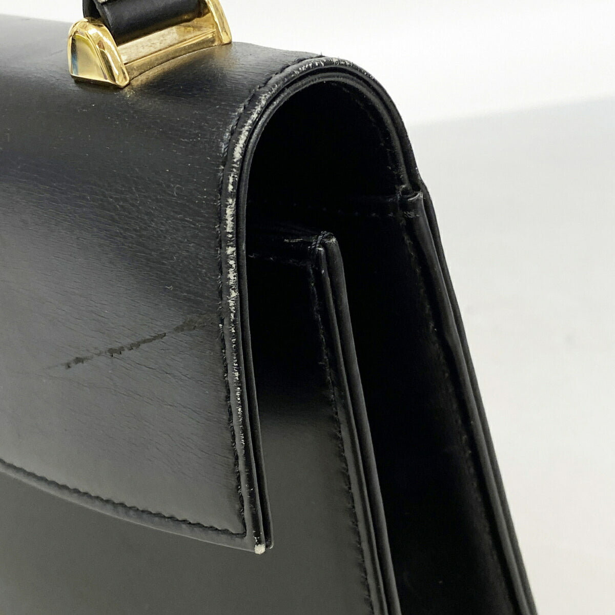 Louis Vuitton Noir Shoulder Bag (Pre-Owned)