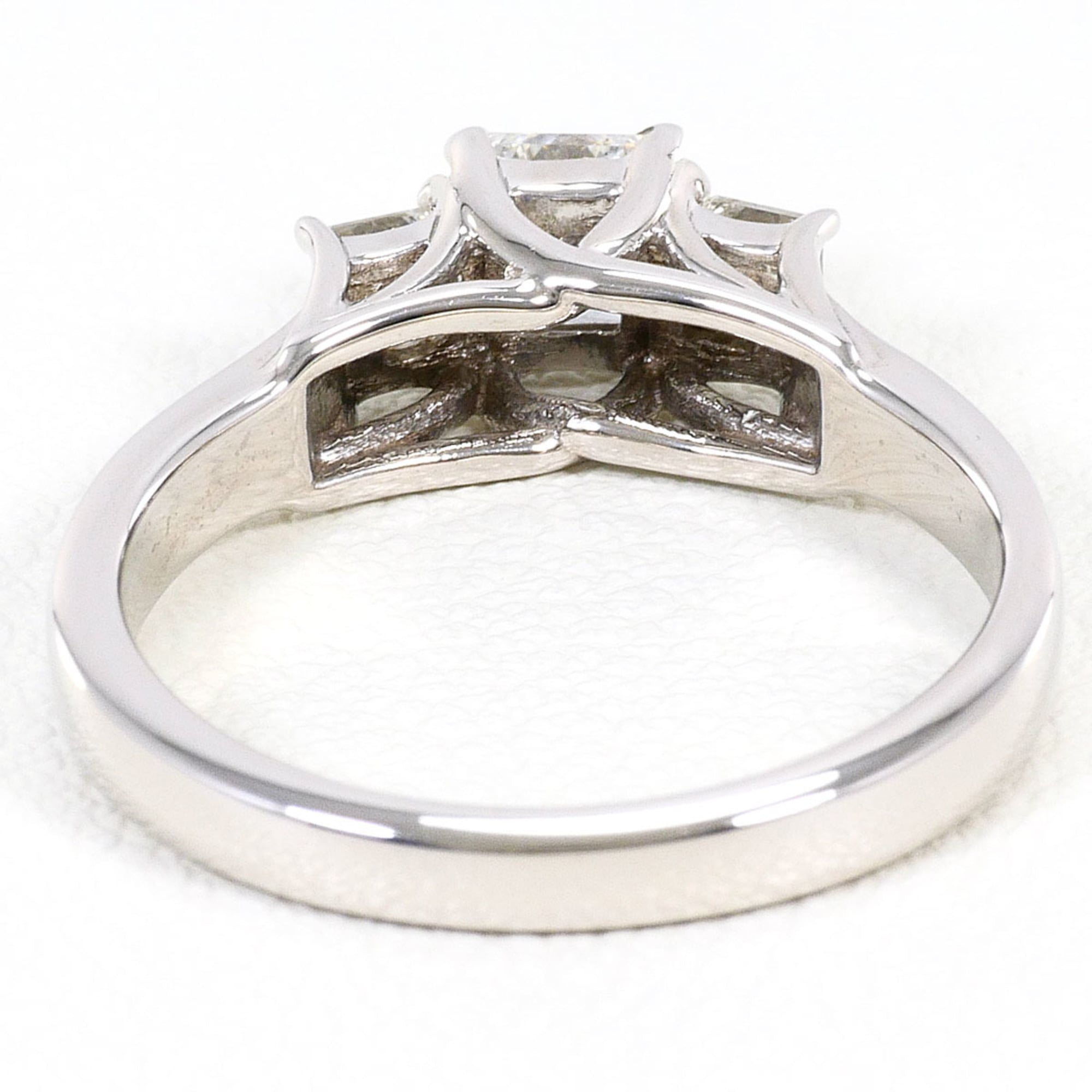 Unbranded White Gold White Gold (14K) Band Ring (Pre-Owned)