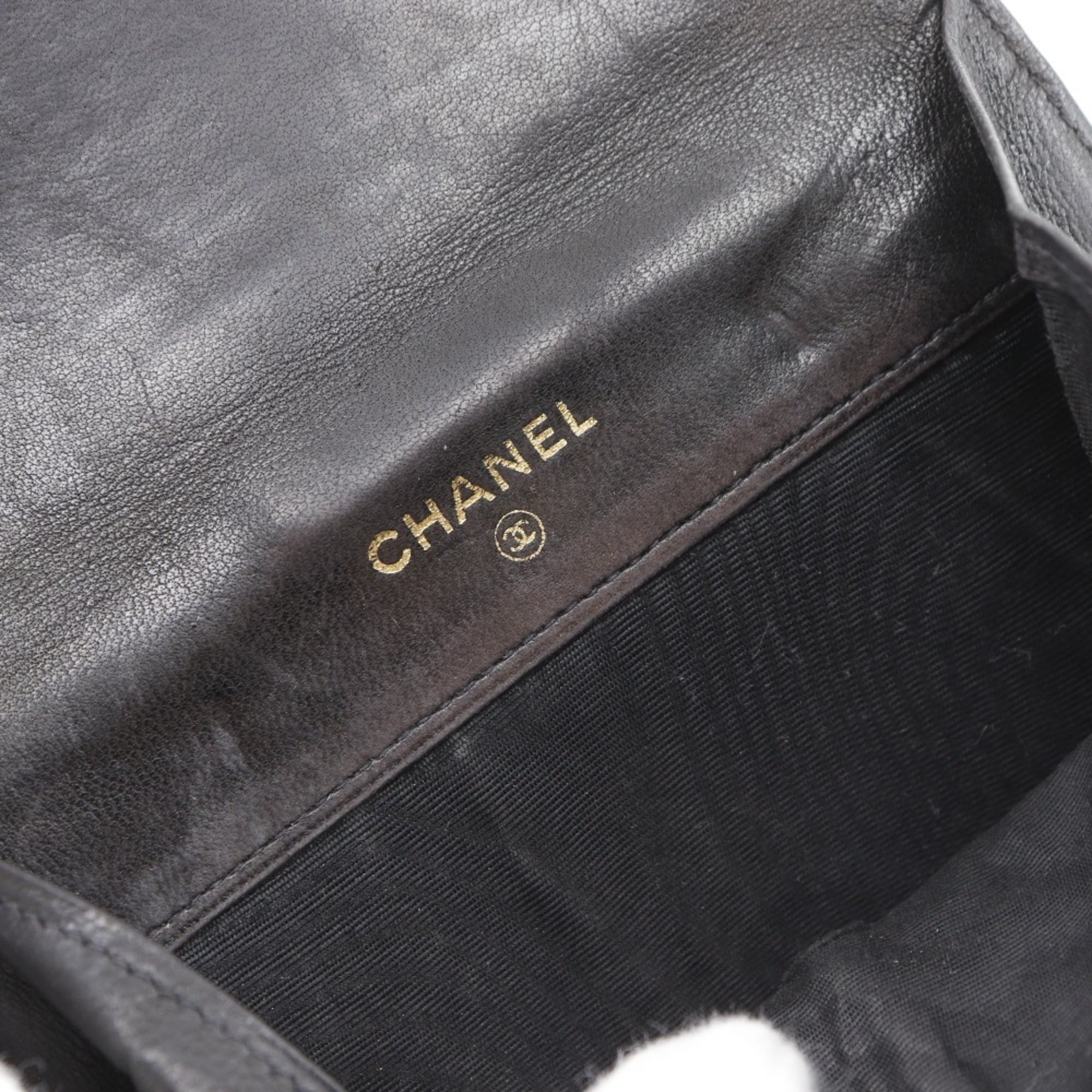 Chanel Black Leather Wallet (Bi-Fold) (Pre-Owned)