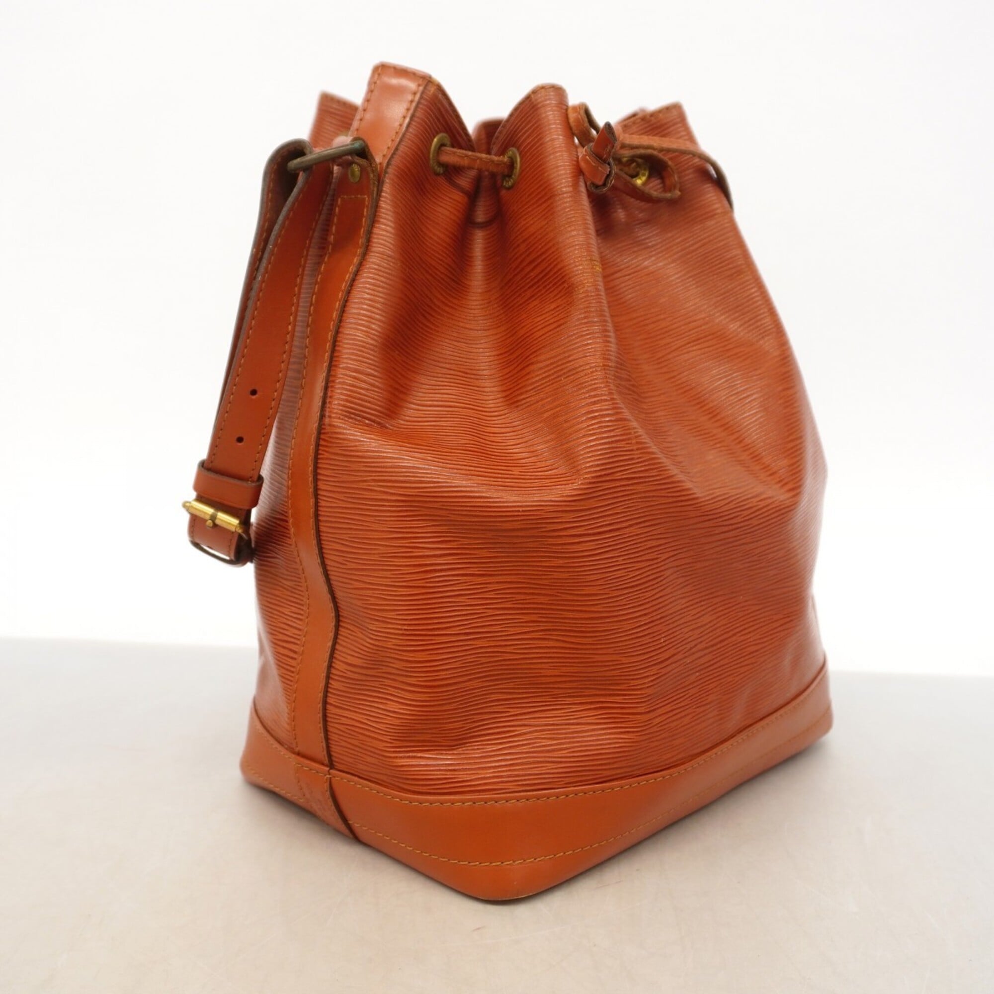 Louis Vuitton Kenyan Brown Shoulder Bag (Pre-Owned)