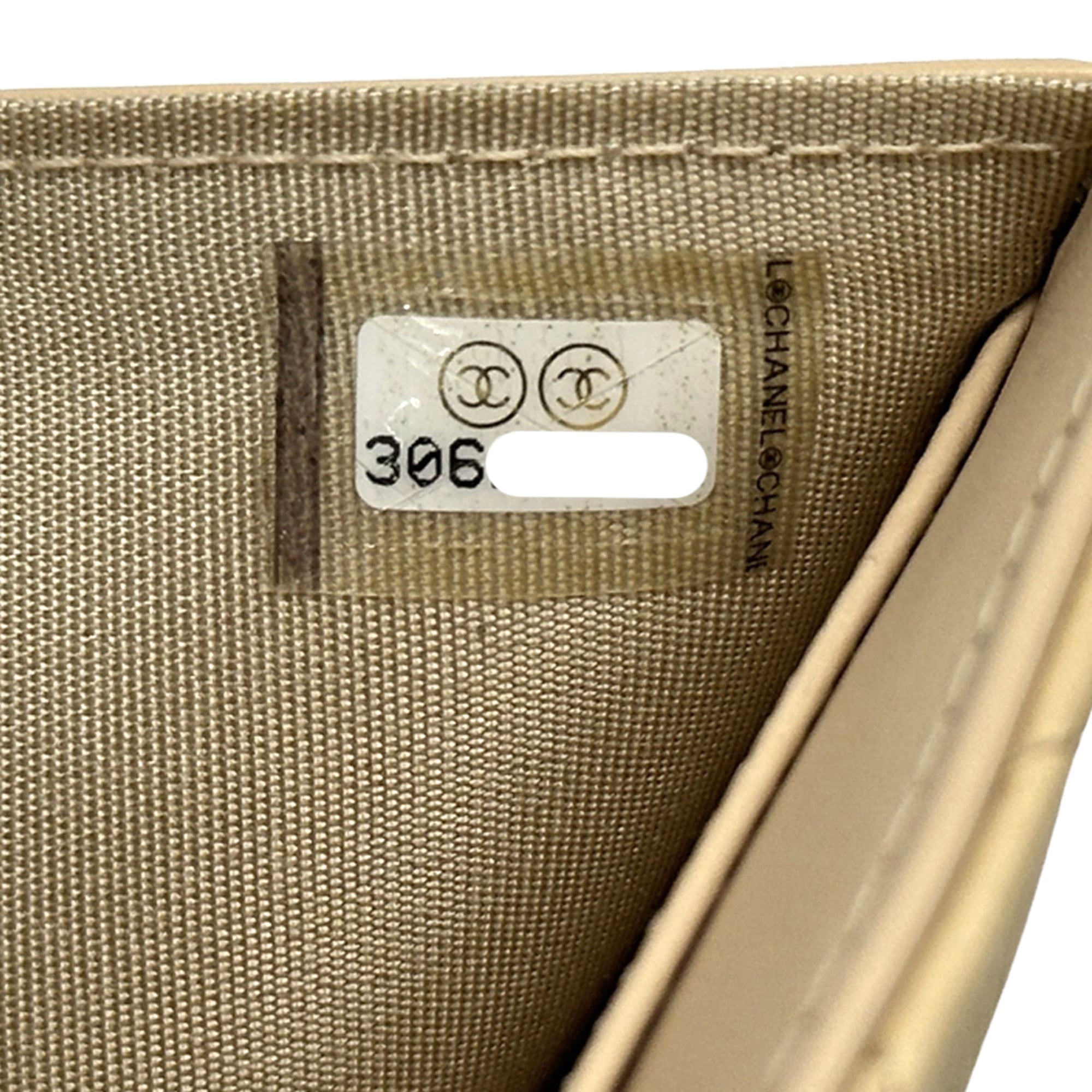 Chanel Beige Gold Leather Wallet (Bi-Fold) (Pre-Owned)