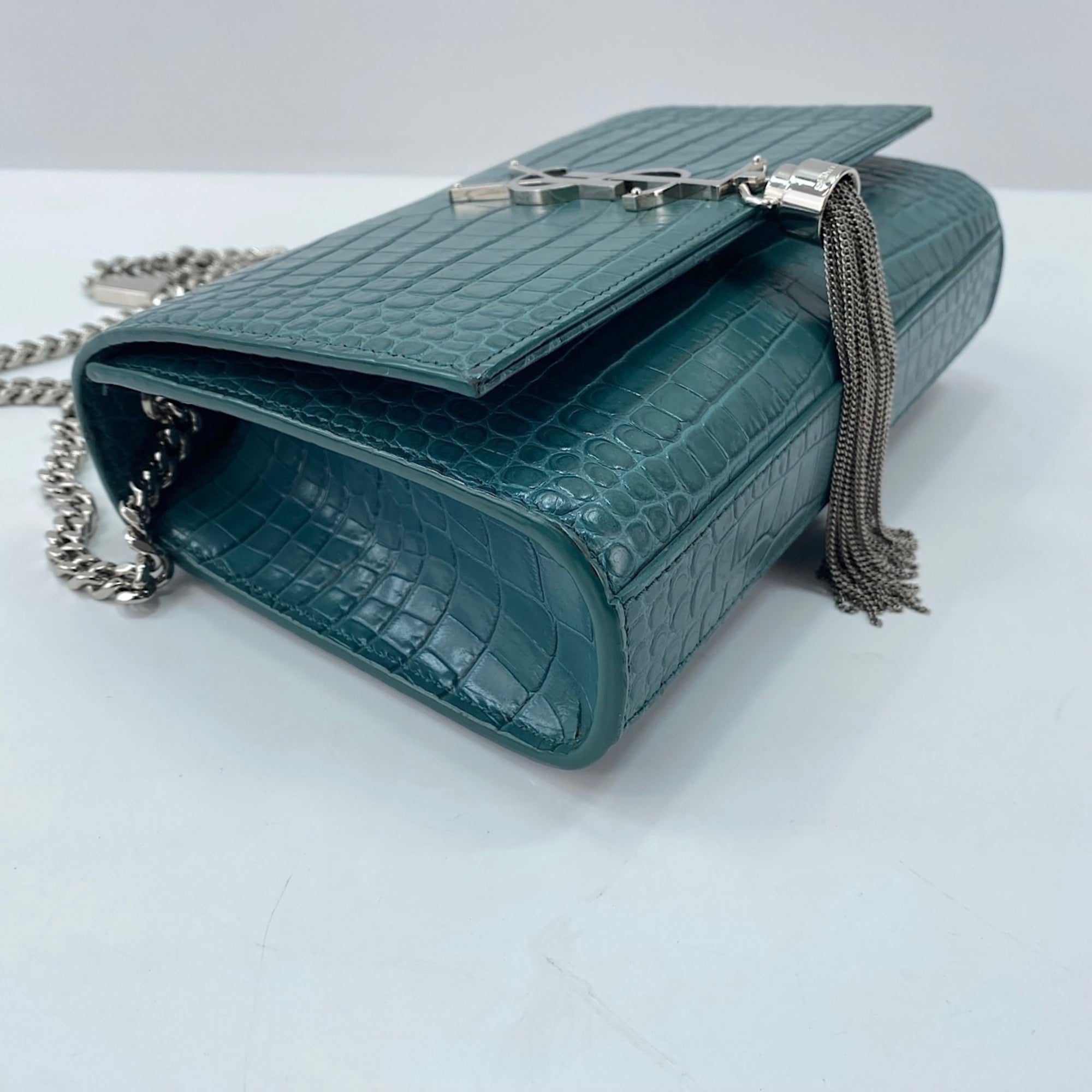 Yves Saint Laurent Green Leather Shoulder Bag (Pre-Owned)