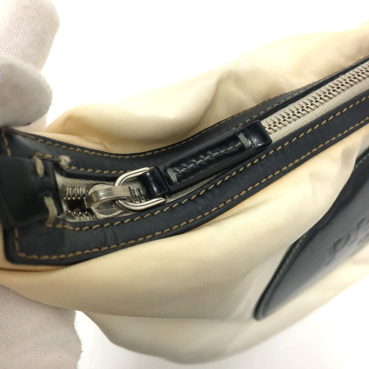 Prada White Cloth Shoulder Bag (Pre-Owned)