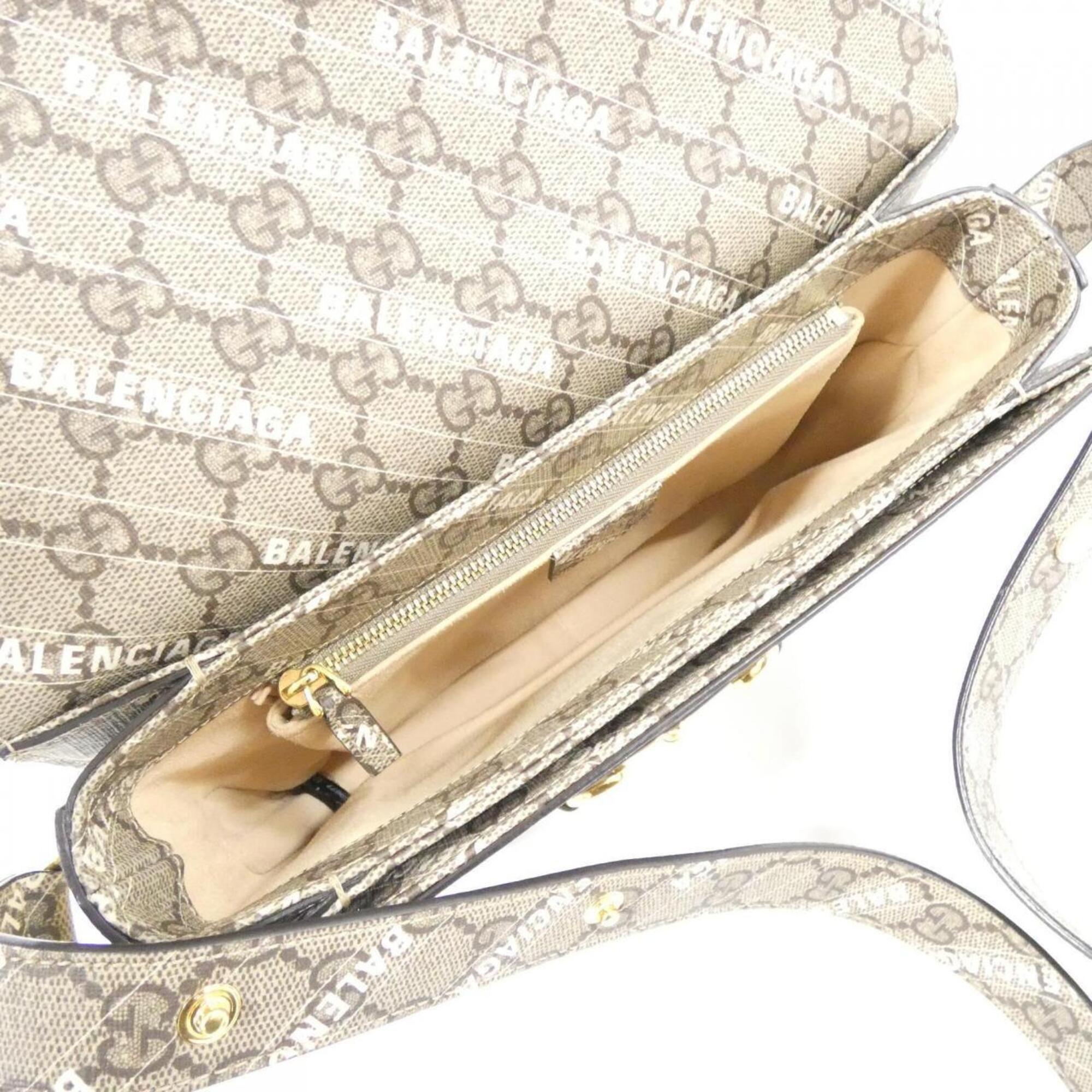 Gucci Beige Gg Supreme Canvas Shoulder Bag (Pre-Owned)