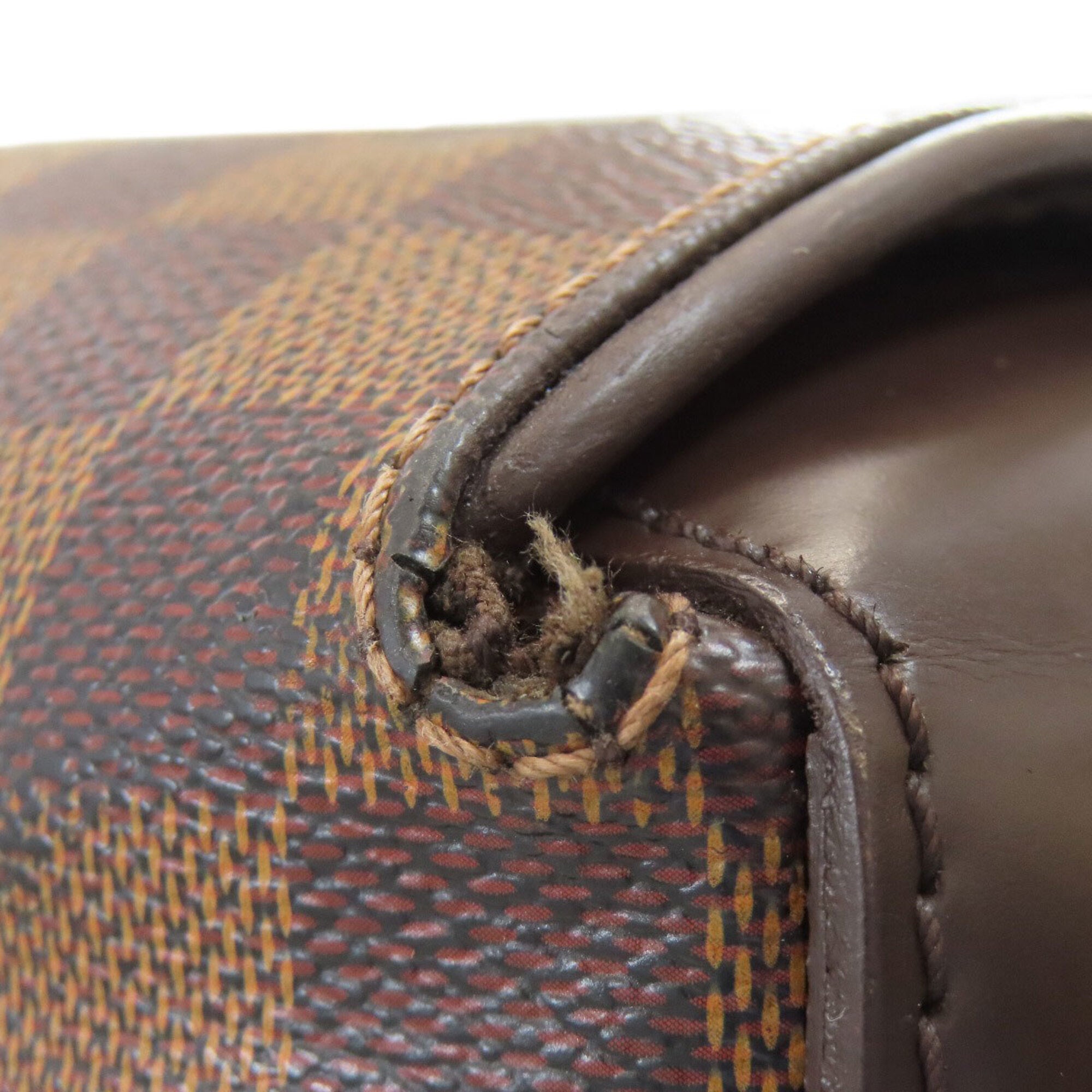 Louis Vuitton Damier Damier Canvas Ebene Damier Canvas Shoulder Bag (Pre-Owned)