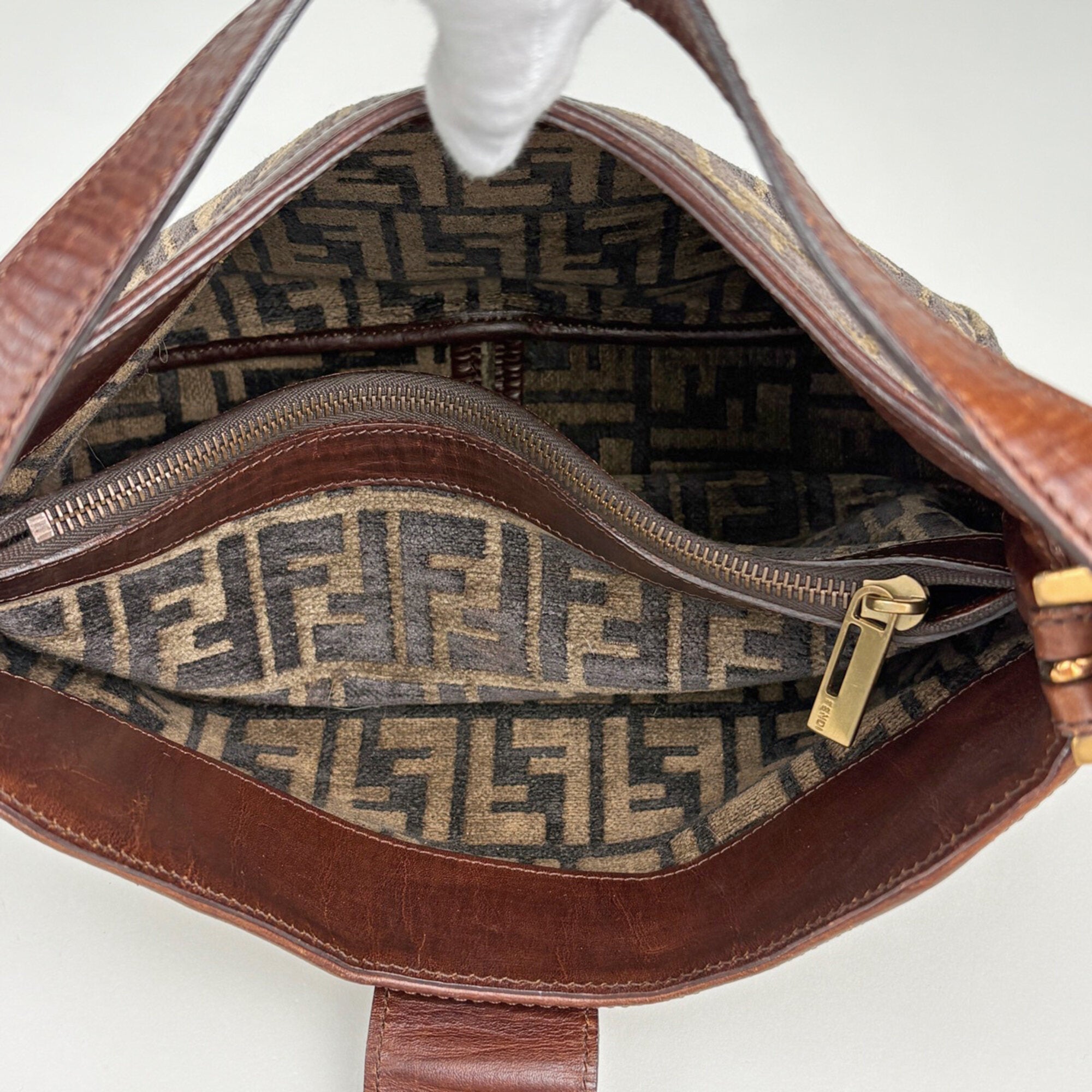 Fendi Brown Fabric Leather Shoulder Bag (Pre-Owned)
