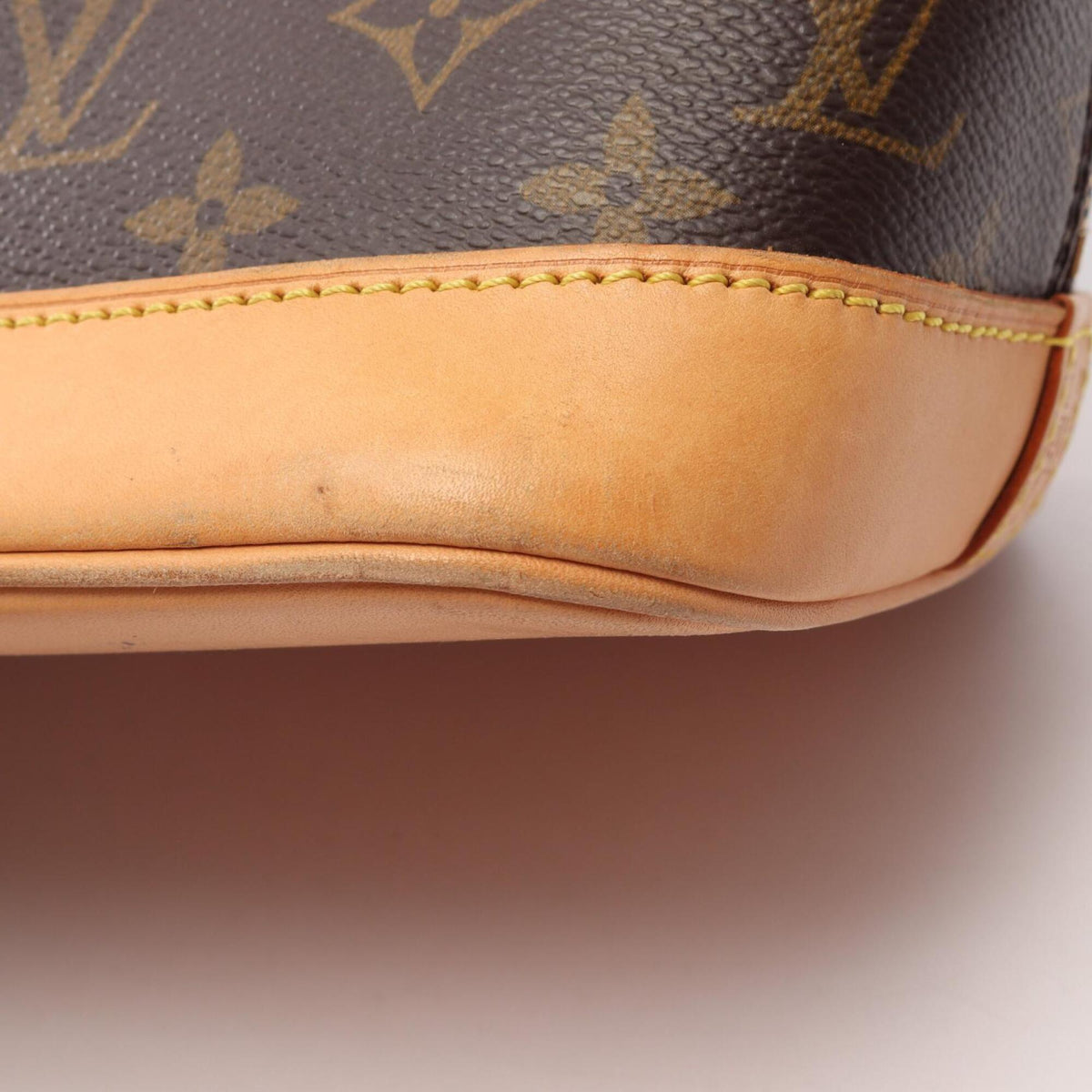 Louis Vuitton Brown Coated Canvas Leather Handbag (Pre-Owned)