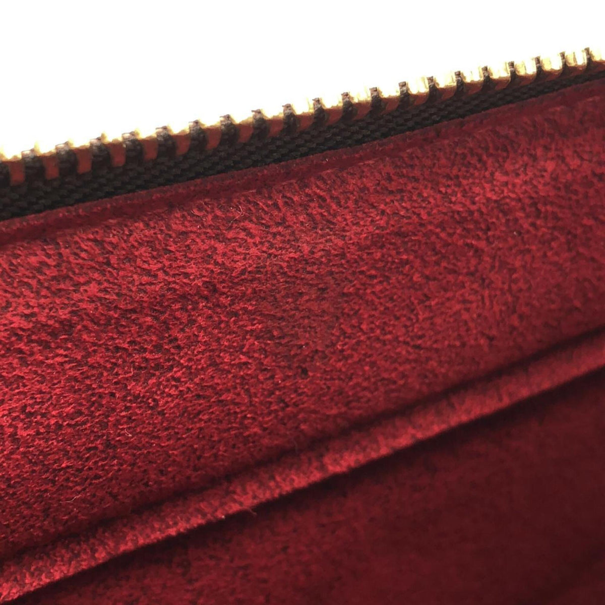 Louis Vuitton Marron Coated Canvas Shoulder Bag (Pre-Owned)