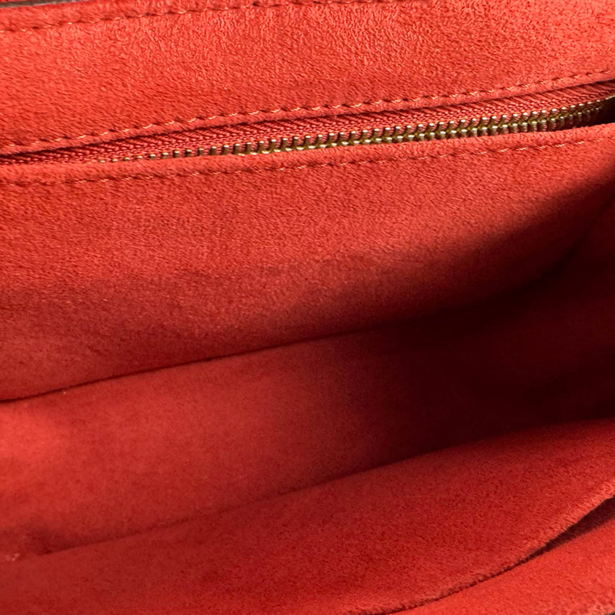 Louis Vuitton Brown Monogram Red Color Monogram Leather Shoulder Bag (Pre-Owned)