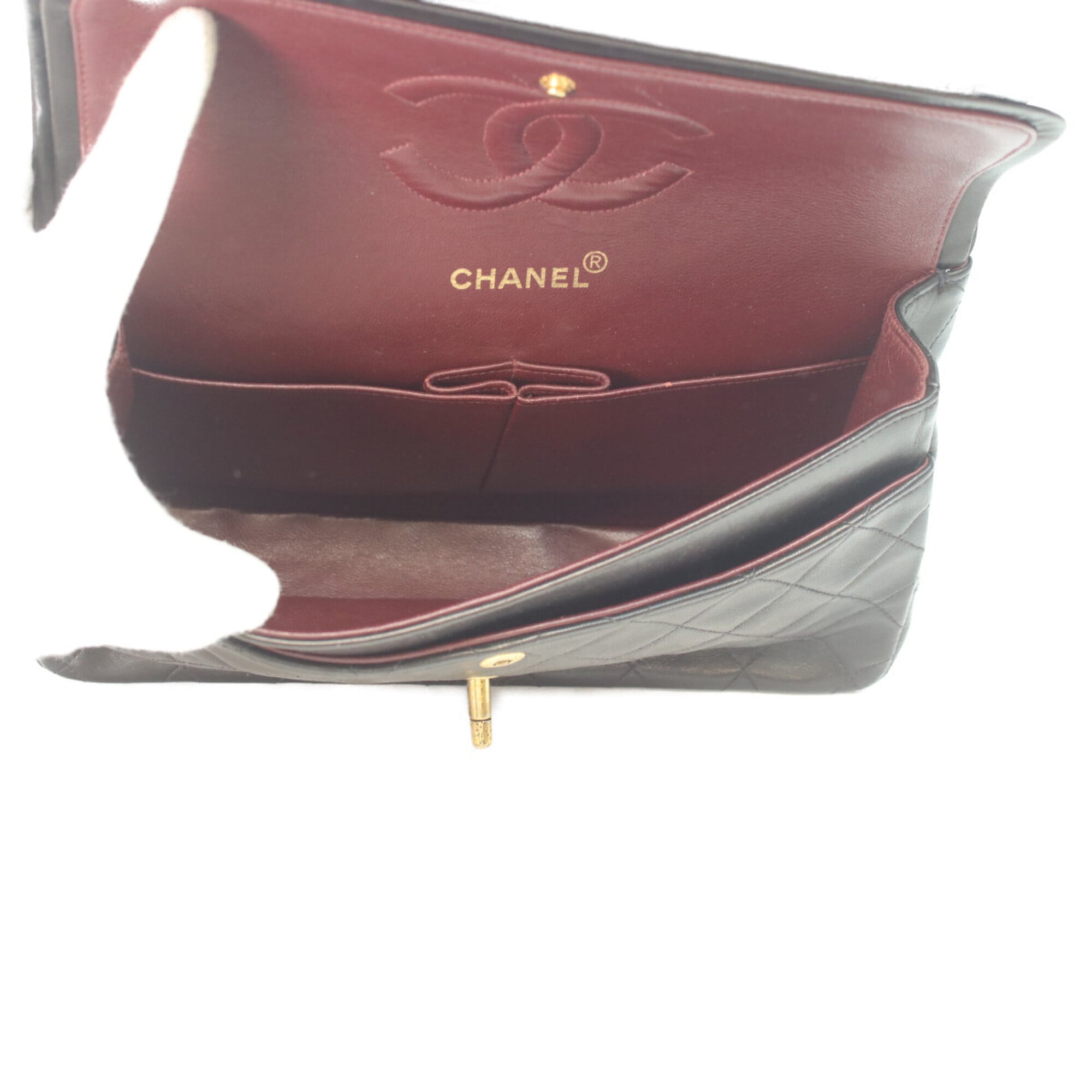 Chanel Black Leather Shoulder Bag (Pre-Owned)
