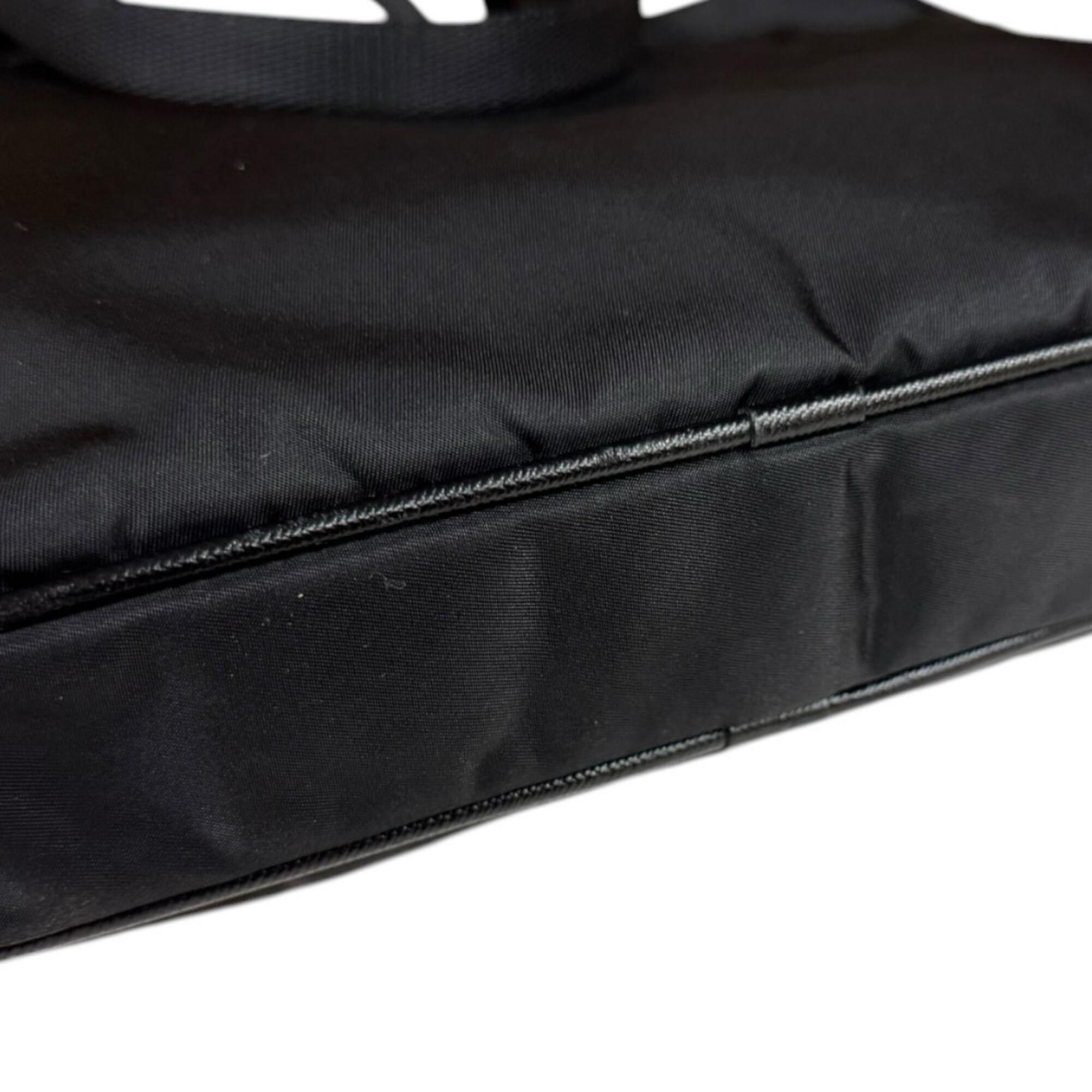 Prada Black Nylon Shoulder Bag (Pre-Owned)