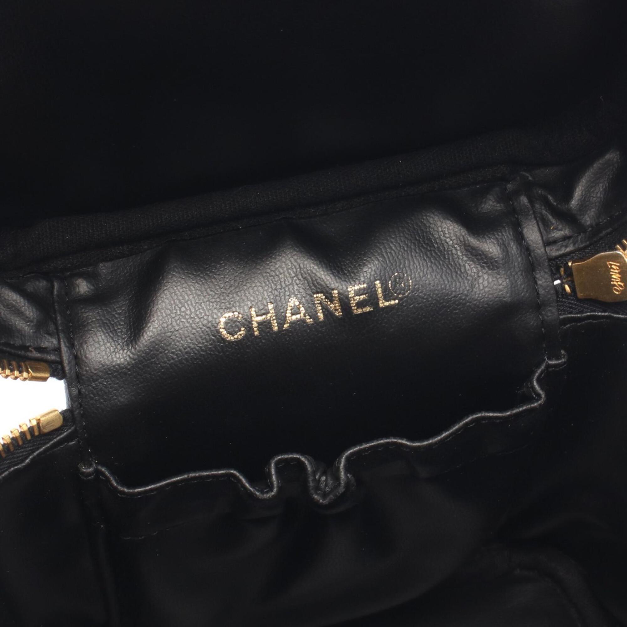 Chanel Black Grained Calfskin Handbag Vanity Bag (Pre-Owned)
