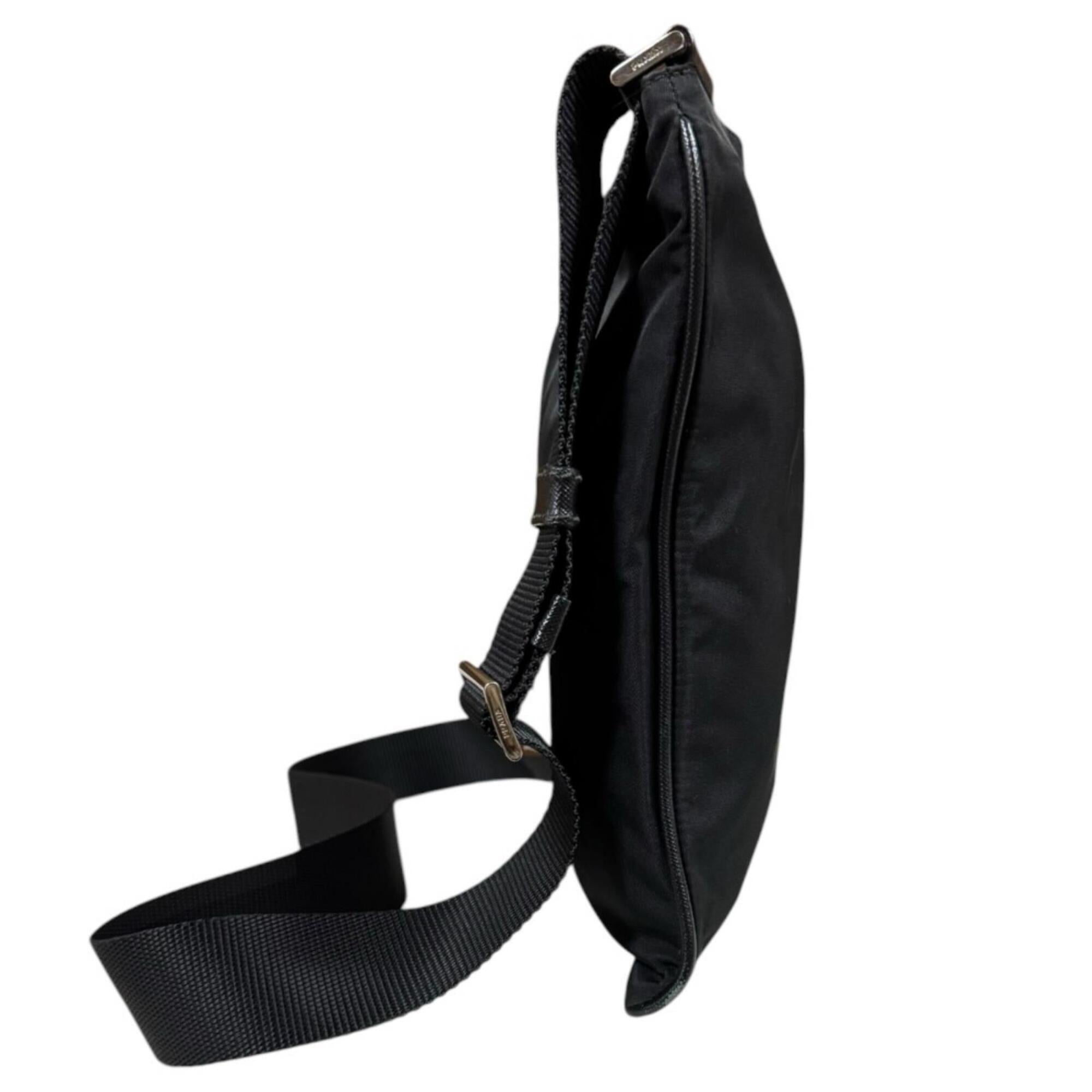 Prada Black Nylon Shoulder Bag (Pre-Owned)