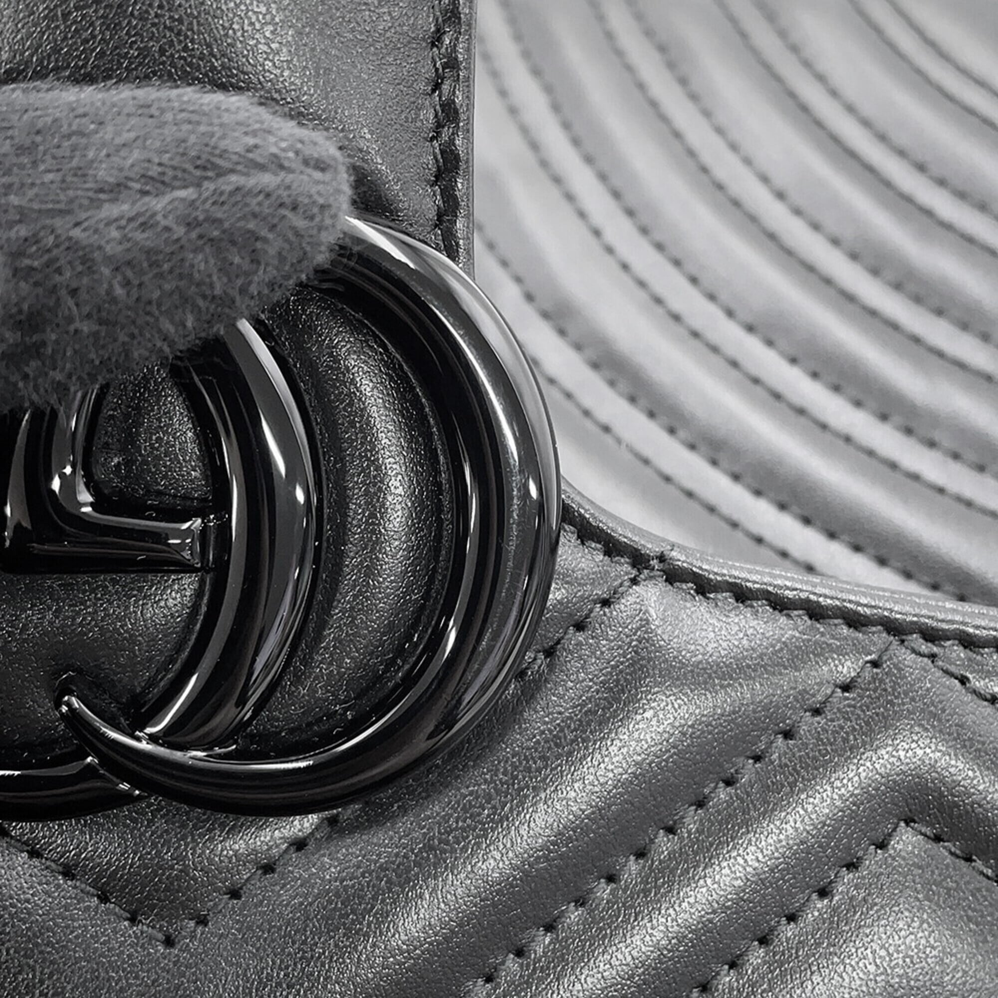 Gucci Black Leather Handbag Shoulder Bag (Pre-Owned)