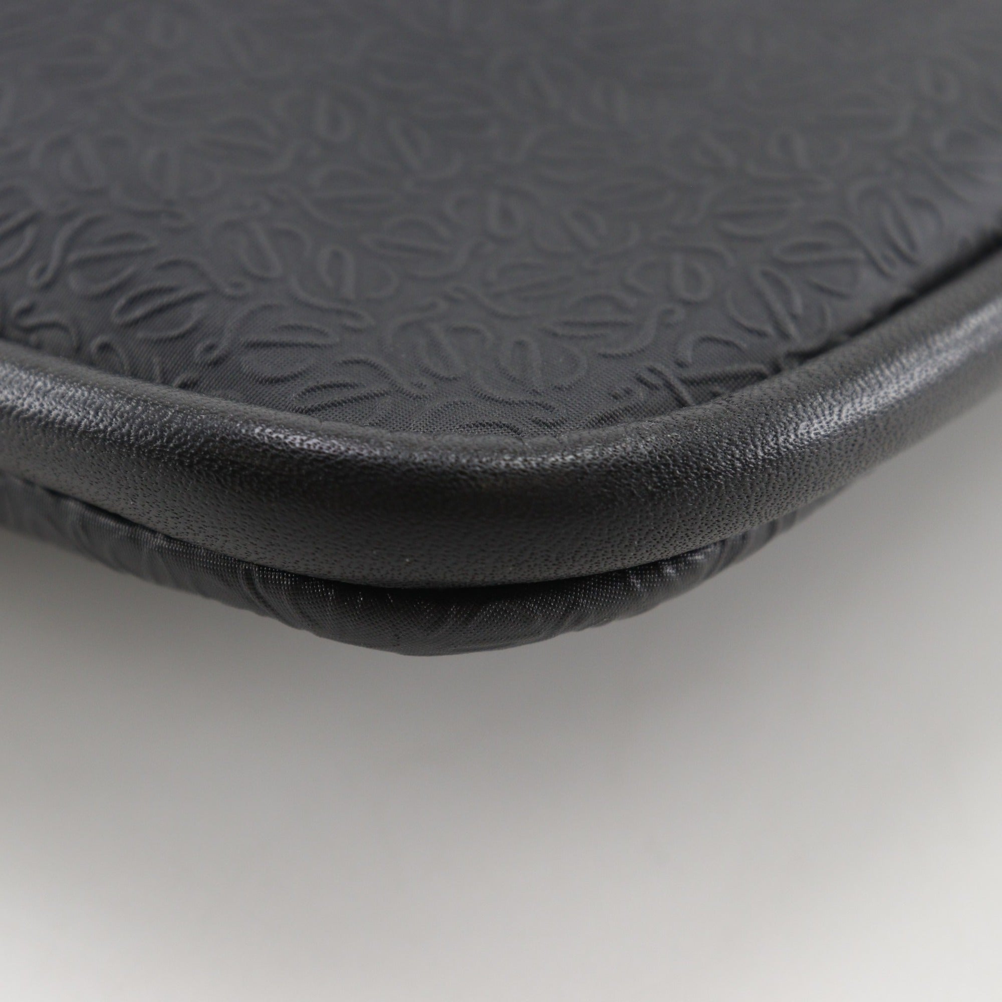 Loewe Black Pvc Shoulder Bag (Pre-Owned)