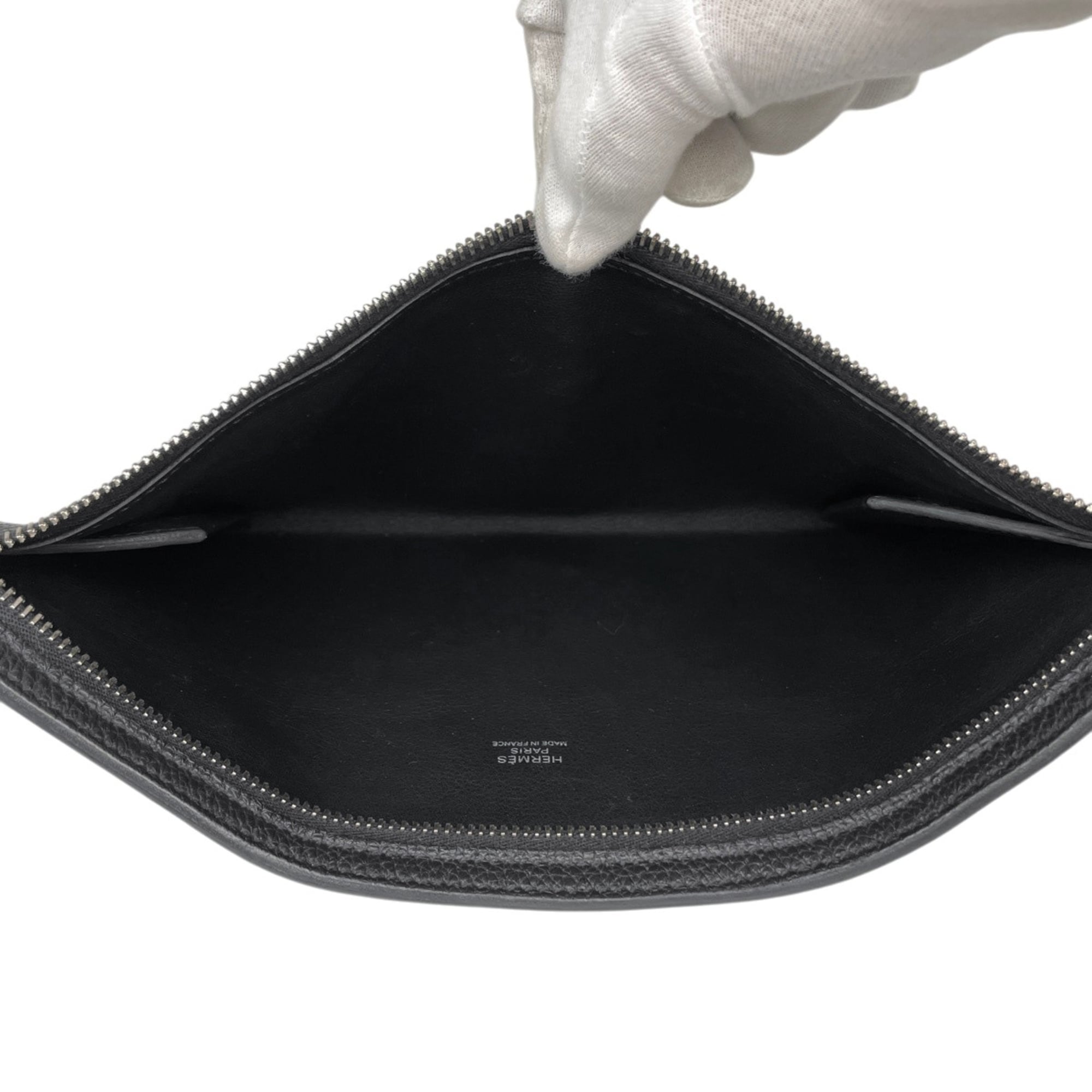 Hermes Black Leather Sling Bag (Pre-Owned)