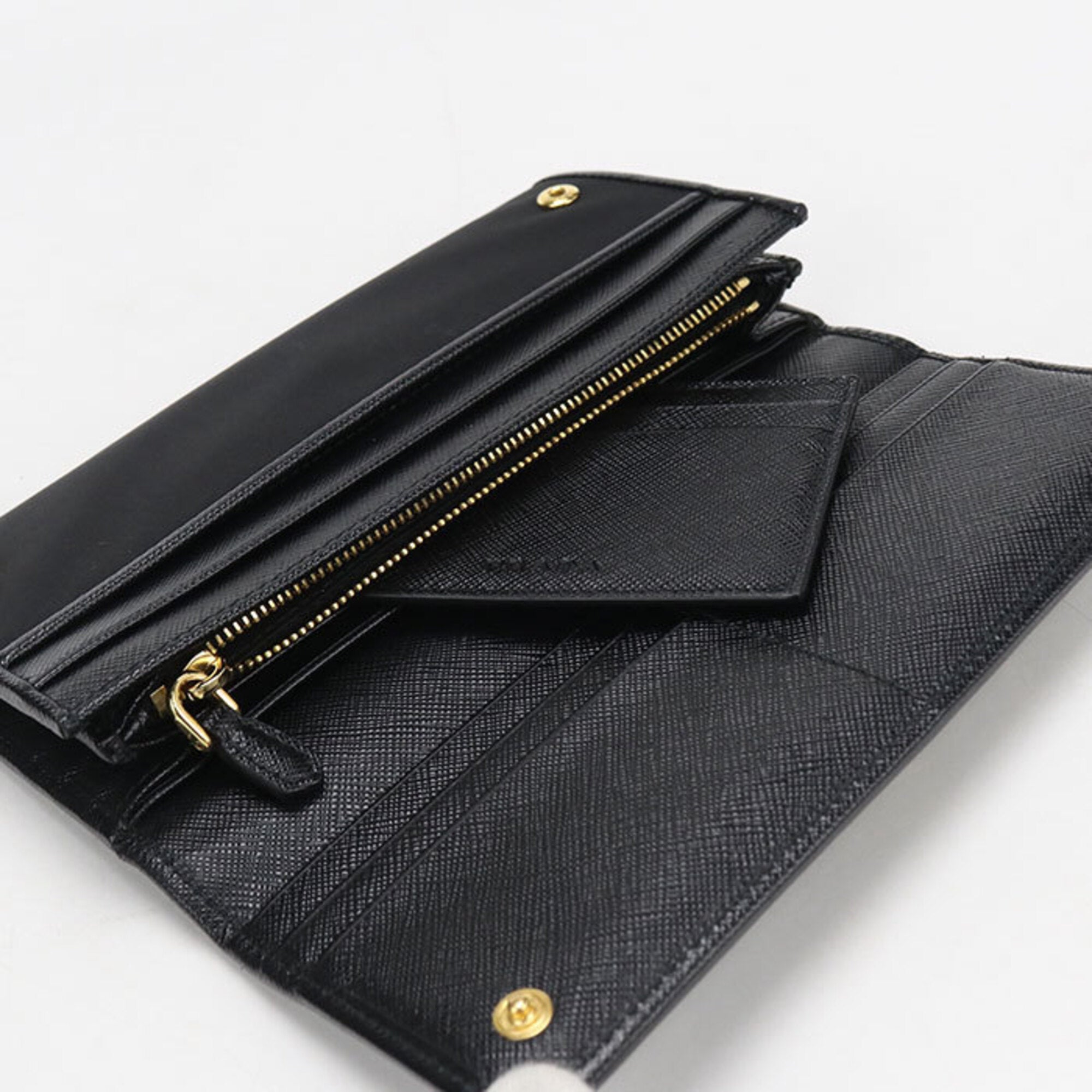 Prada Black Leather Long Wallet (Bi-Fold) (Pre-Owned)
