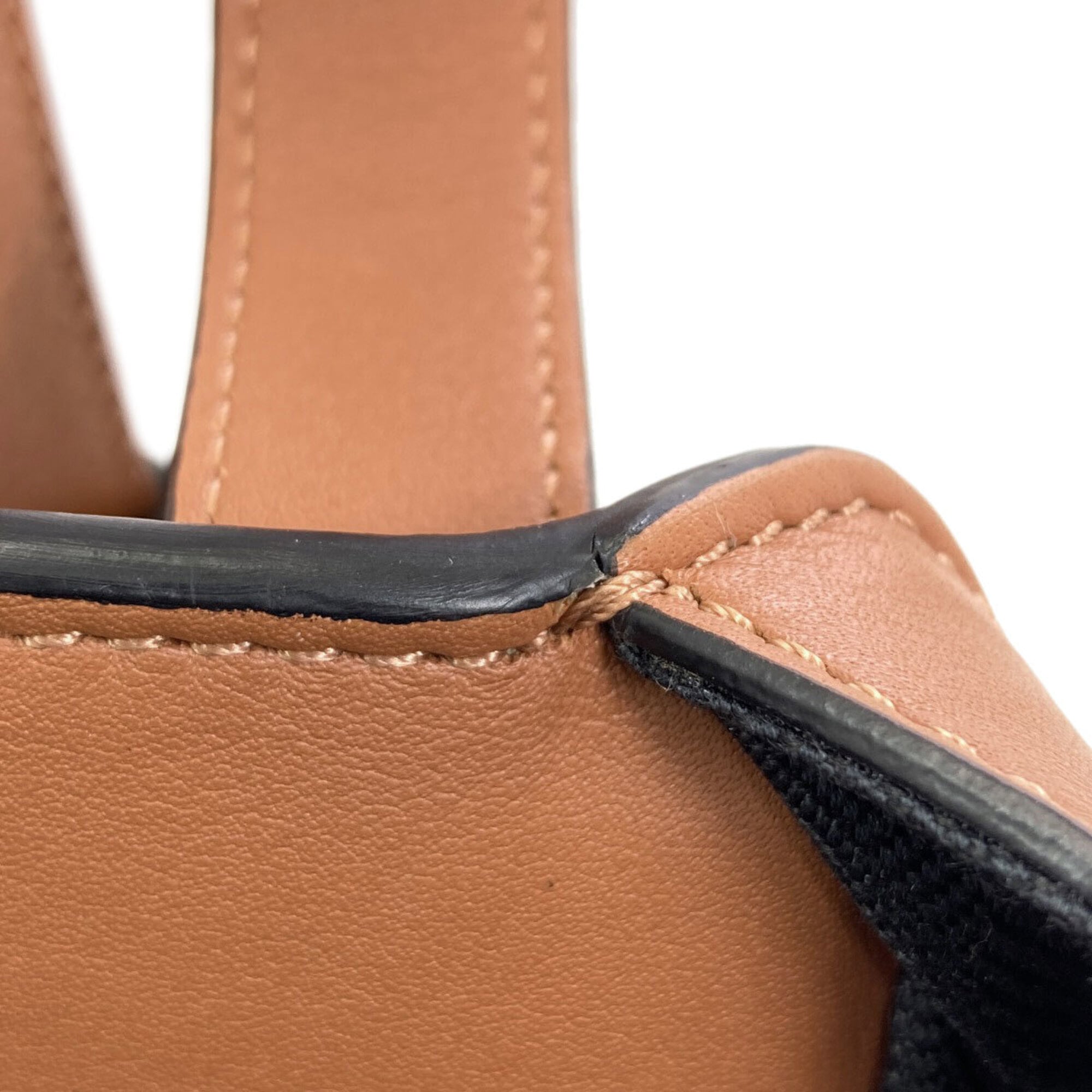 Loewe Brown Leather Handbag (Pre-Owned)