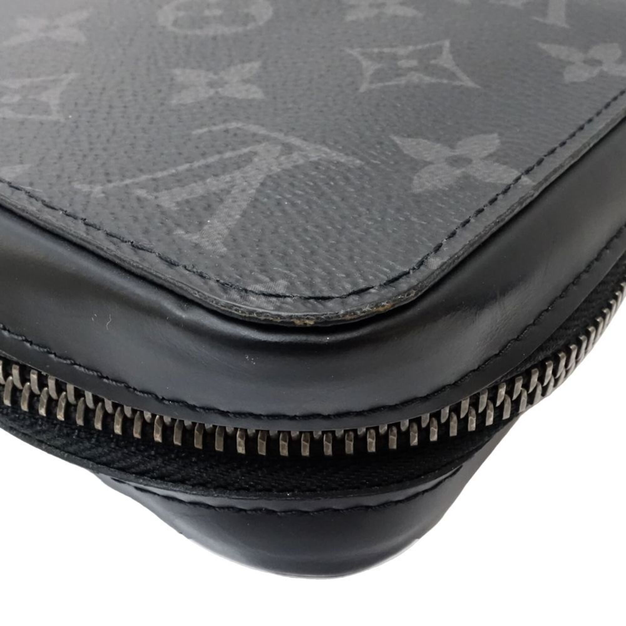 Louis Vuitton Black Monogram Eclipse Long Wallet (Bi-Fold) (Pre-Owned)