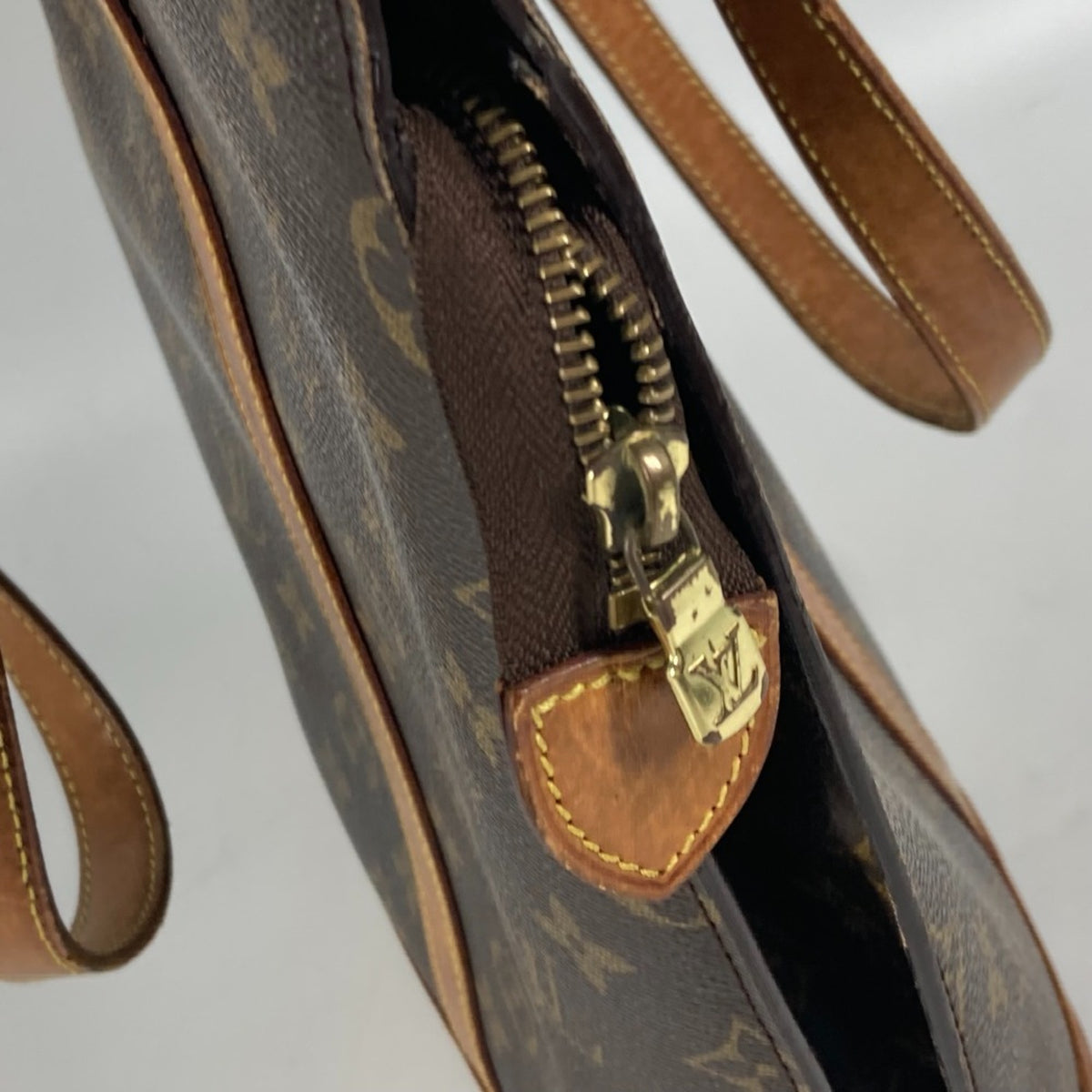 Louis Vuitton Brown Monogram Monogram Shoulder Bag Tote Bag (Pre-Owned)